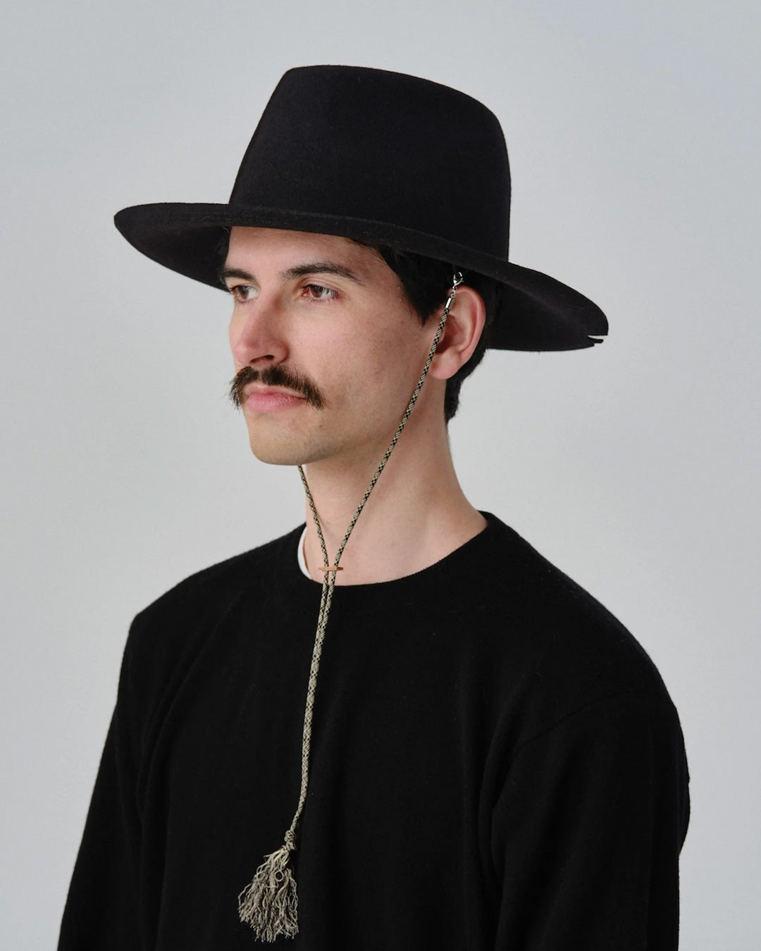 Nine Tailor Dusty Miller Hat