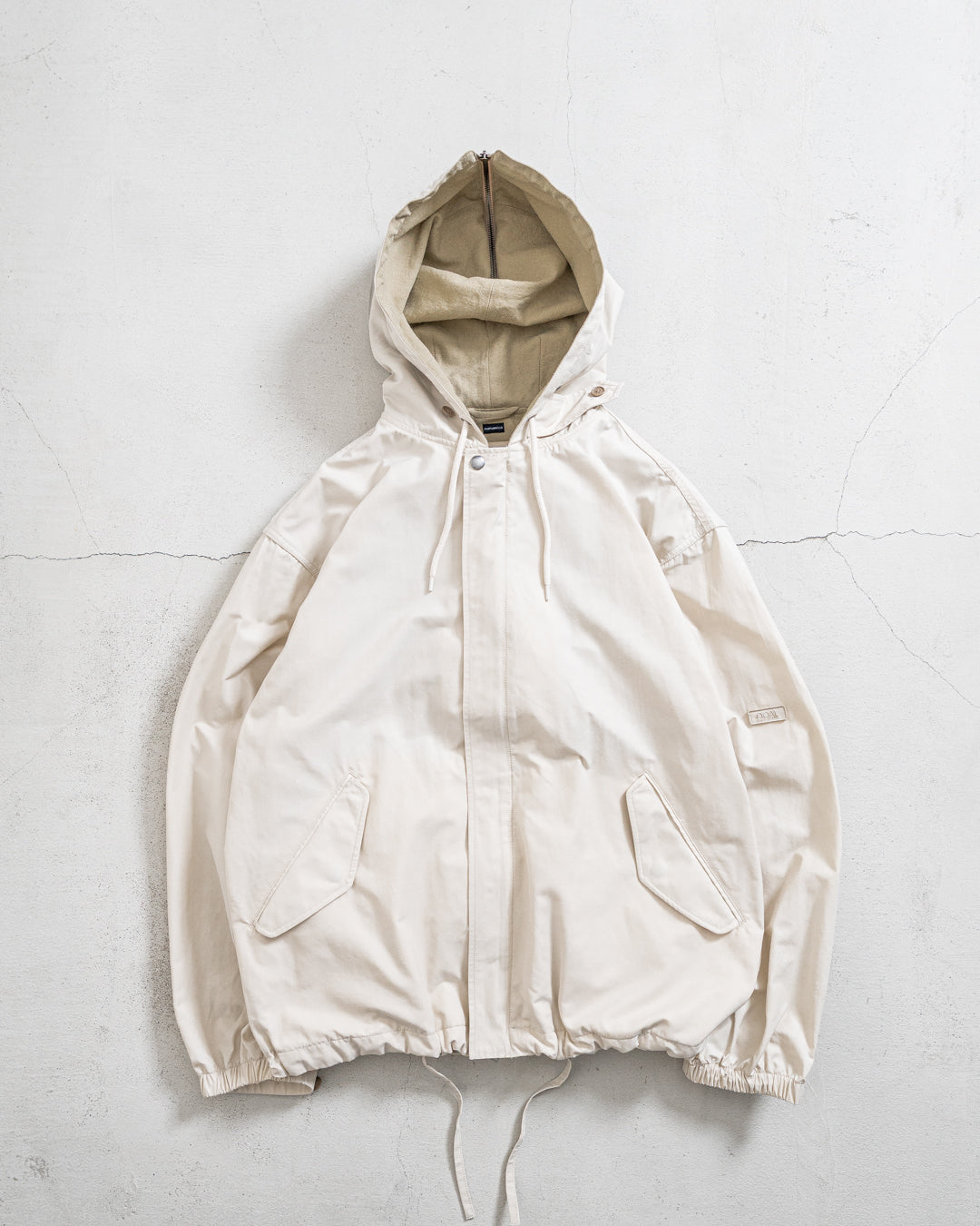 通販] Tnanamica (ナナミカ) Nylon Twill Hooded Jacket 商品ページ