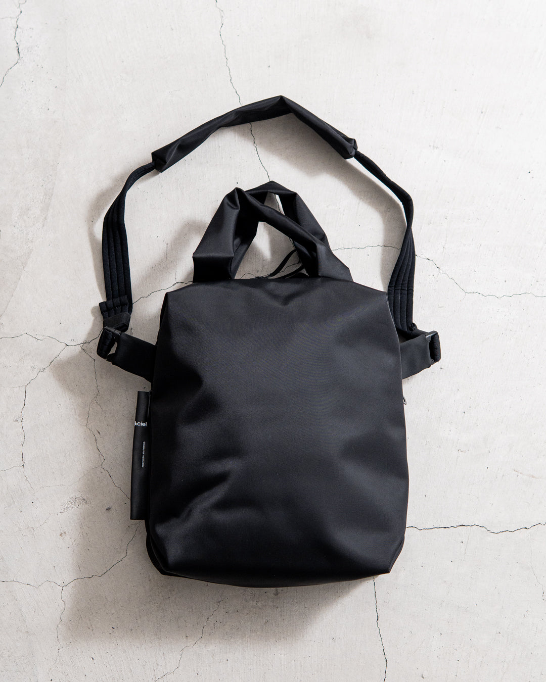 通販] cote&ciel Rour Sleek Black 商品ページ – zentex