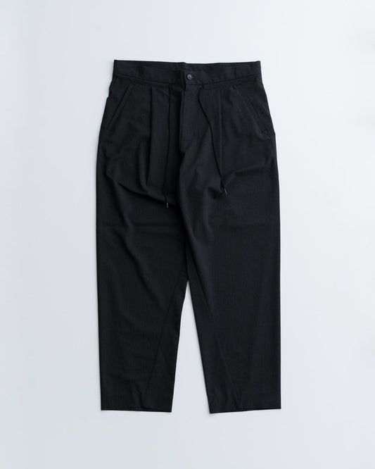 is-ness GUSSET CROTCH PANTS