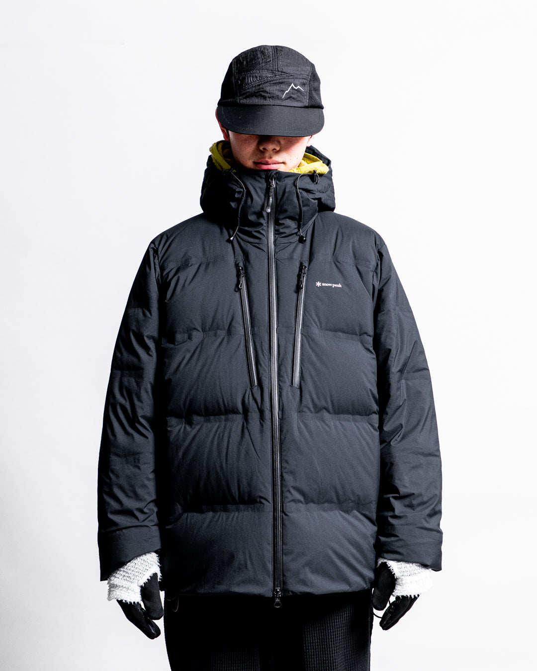 snow peak Seamless Hooded Down Jacket