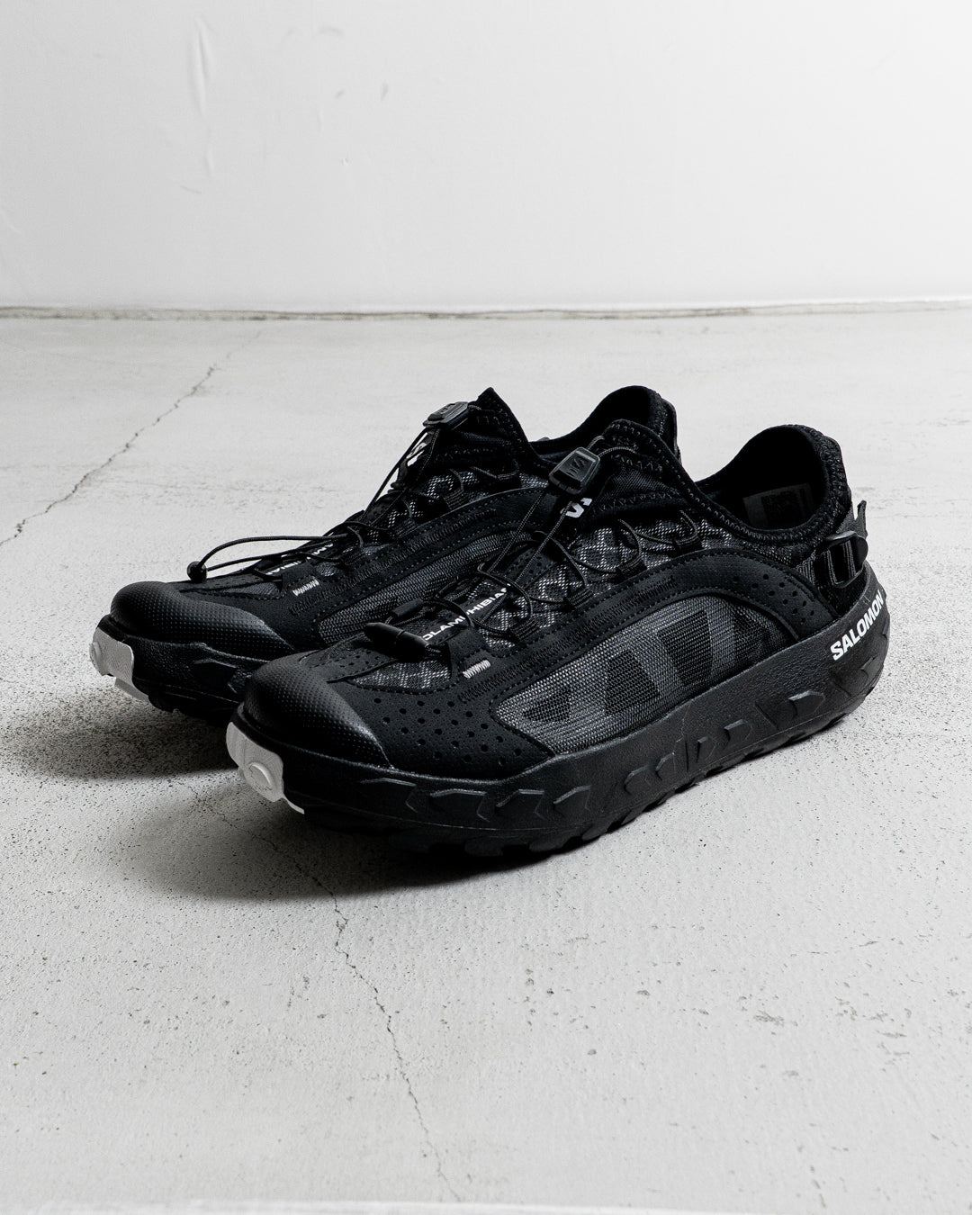 通販] SALOMON (サロモン) SOLAMPHIBIAN Black / Black / Alloy商品