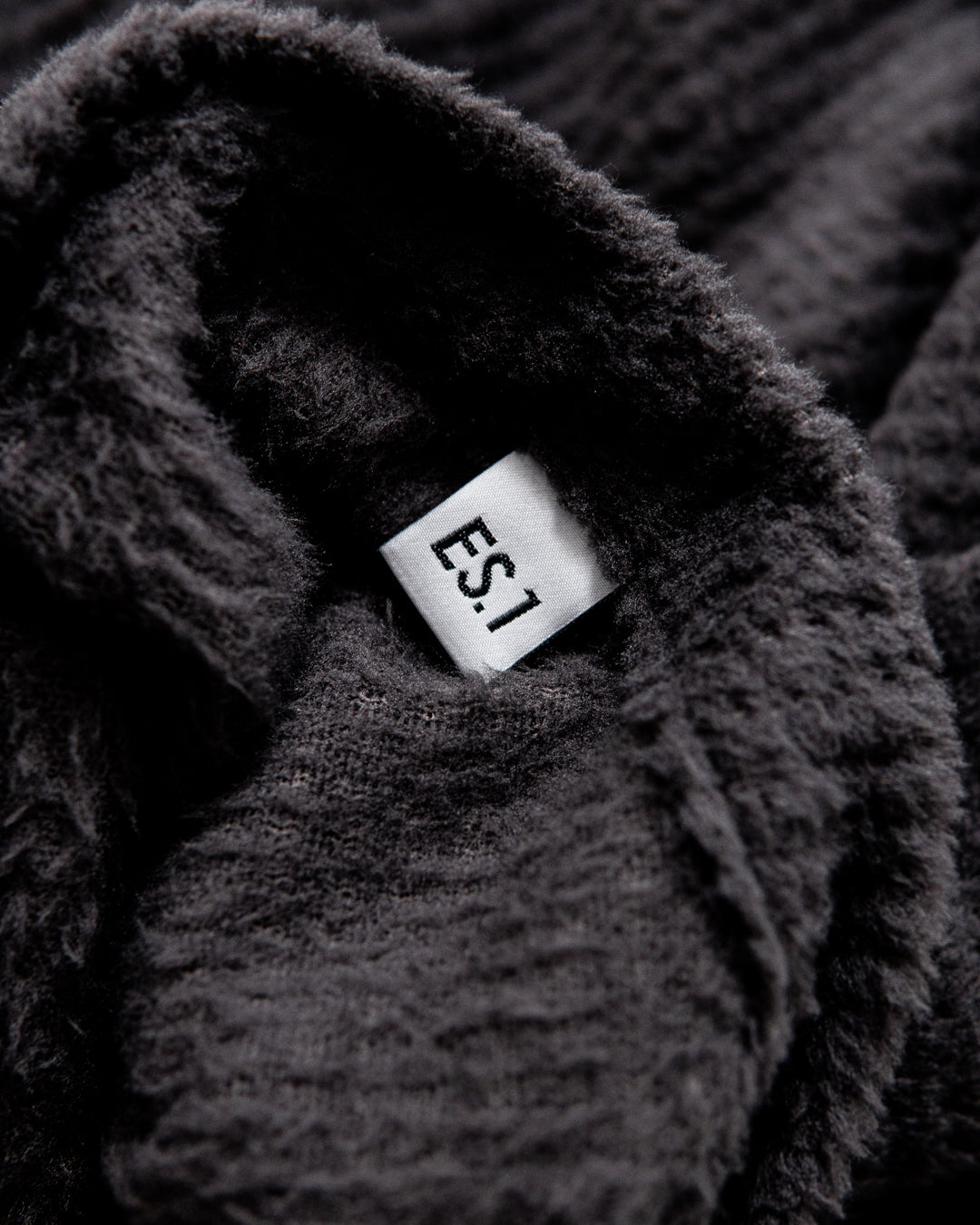 【RESTOCK】ES.1 Alpha cardigan