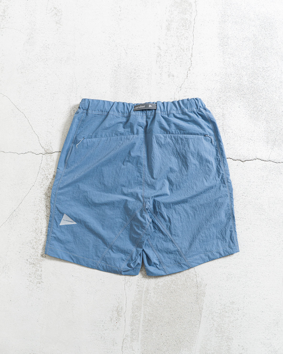 and wander light hike short pants