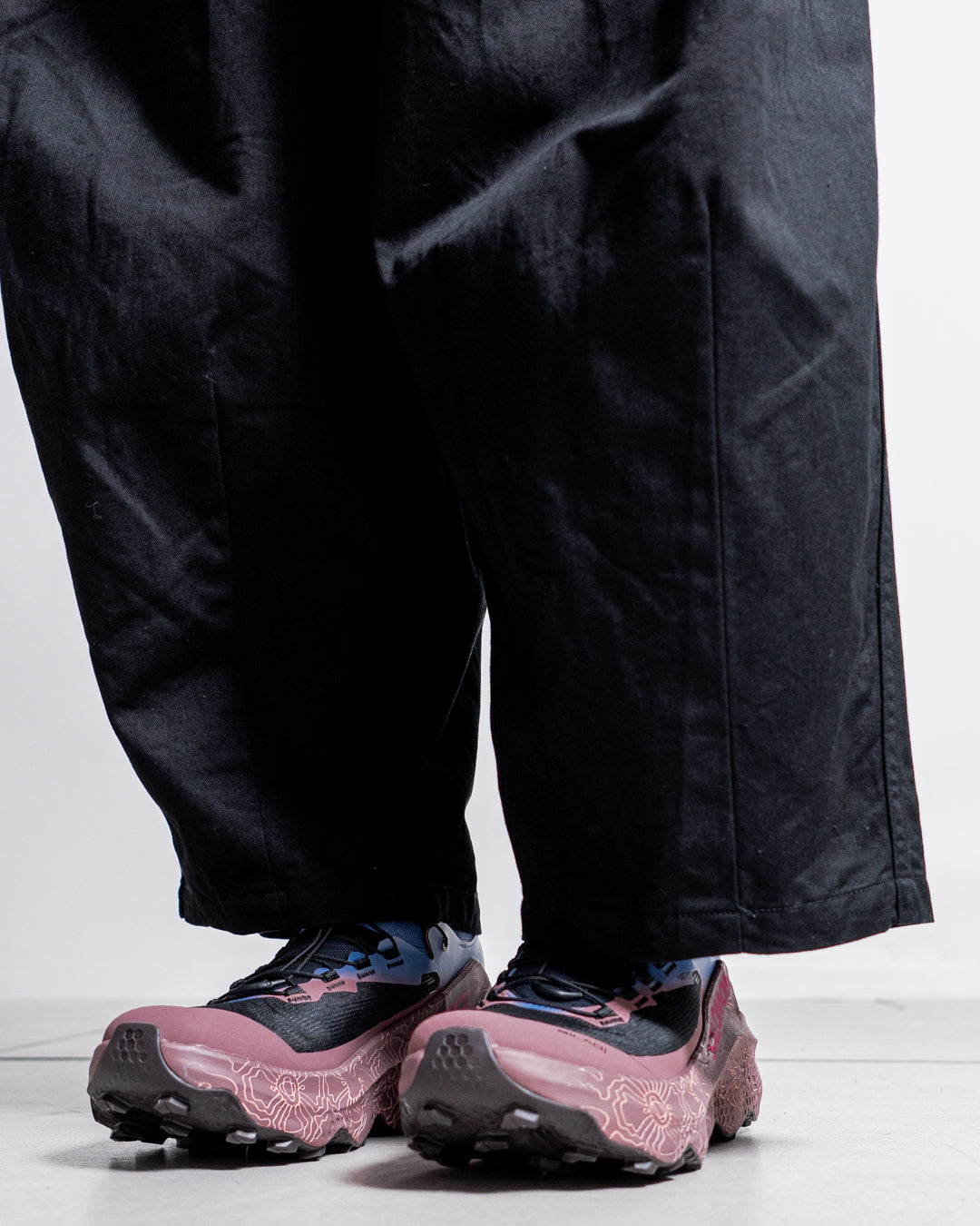 is-ness Balloon EZ Pants