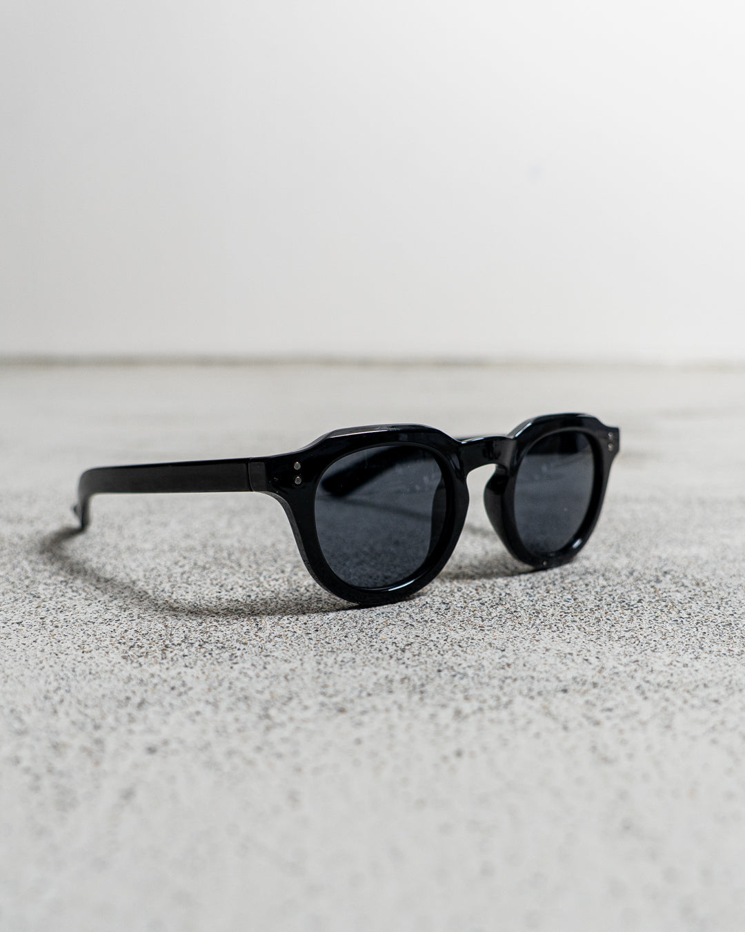 ISNESS MUSIC VEGA SUNGLASSES