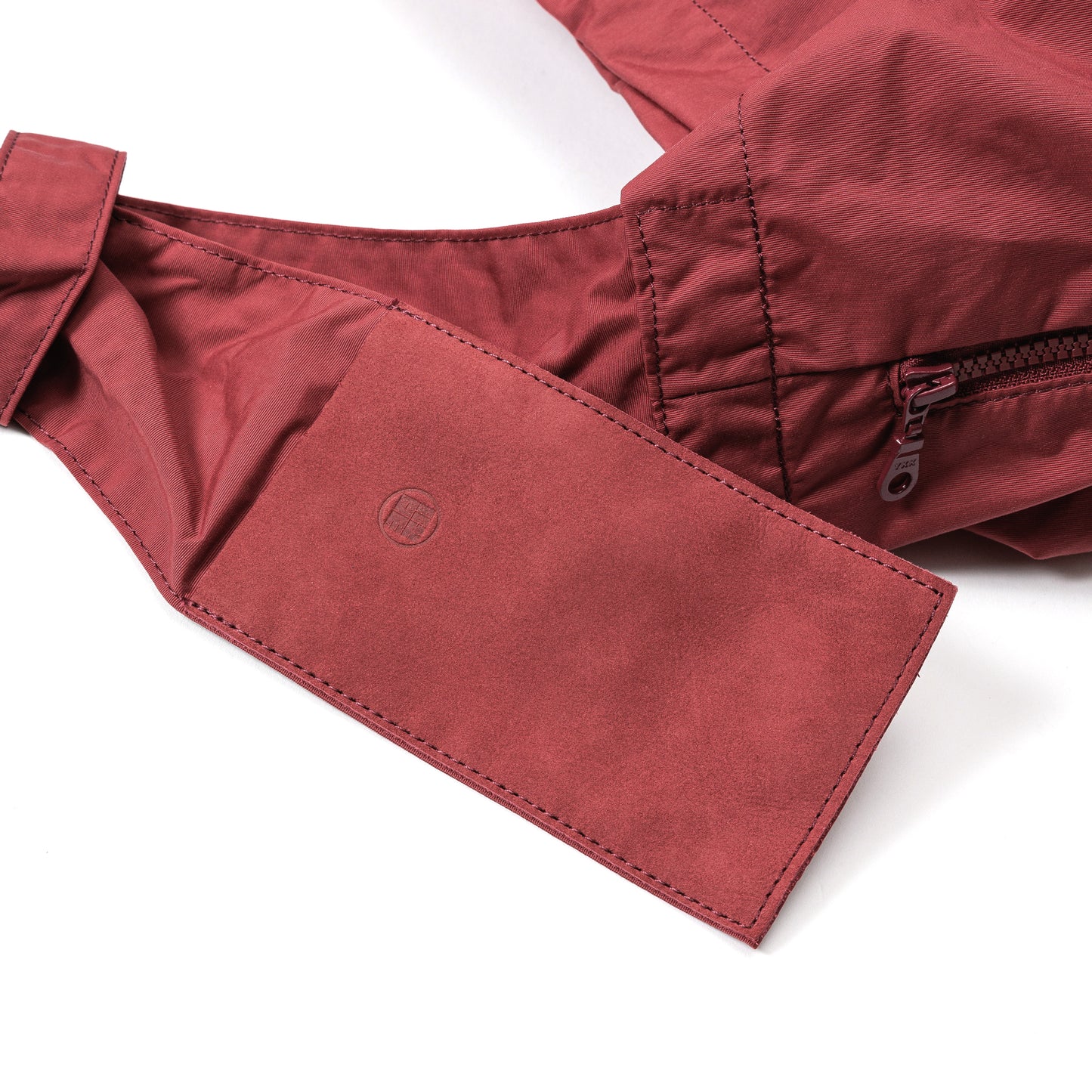 TASUKI SHOULDER <NO.1> Available in avariety of materials.