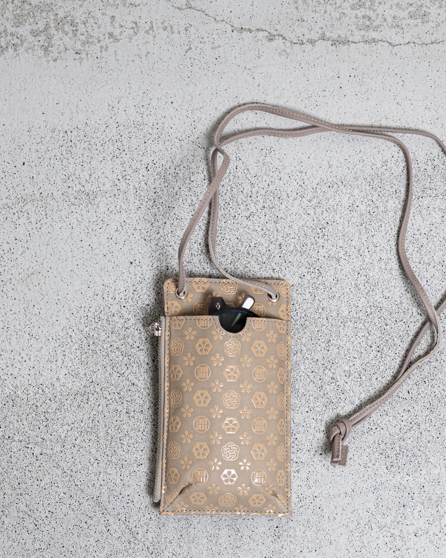 EYEWEAR & PHONE MULTI CASE "URUSHI LACQUER"