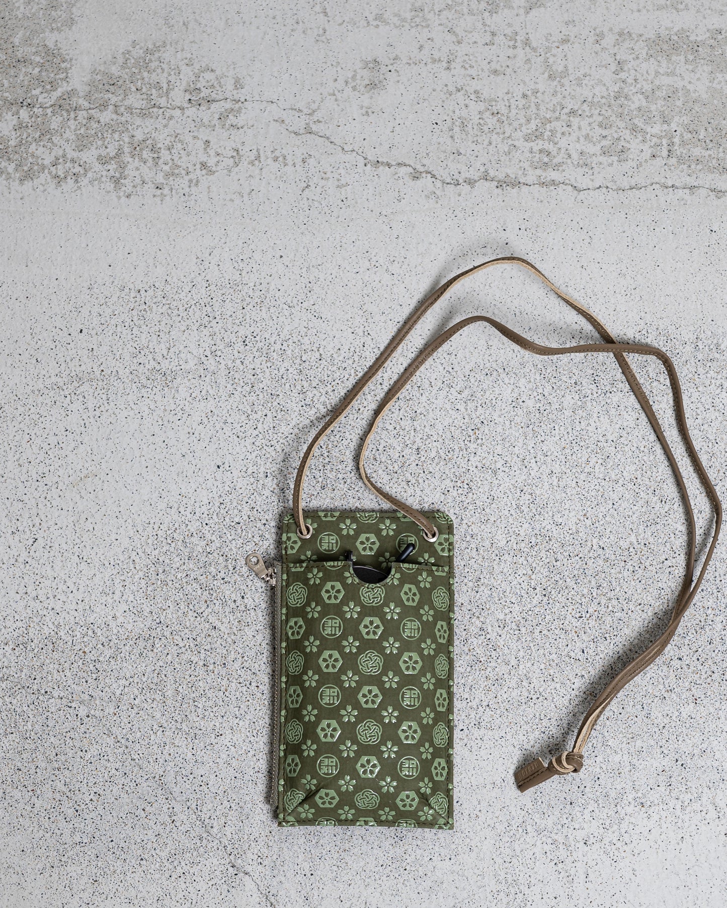 EYEWEAR & PHONE MULTI CASE "URUSHI LACQUER"