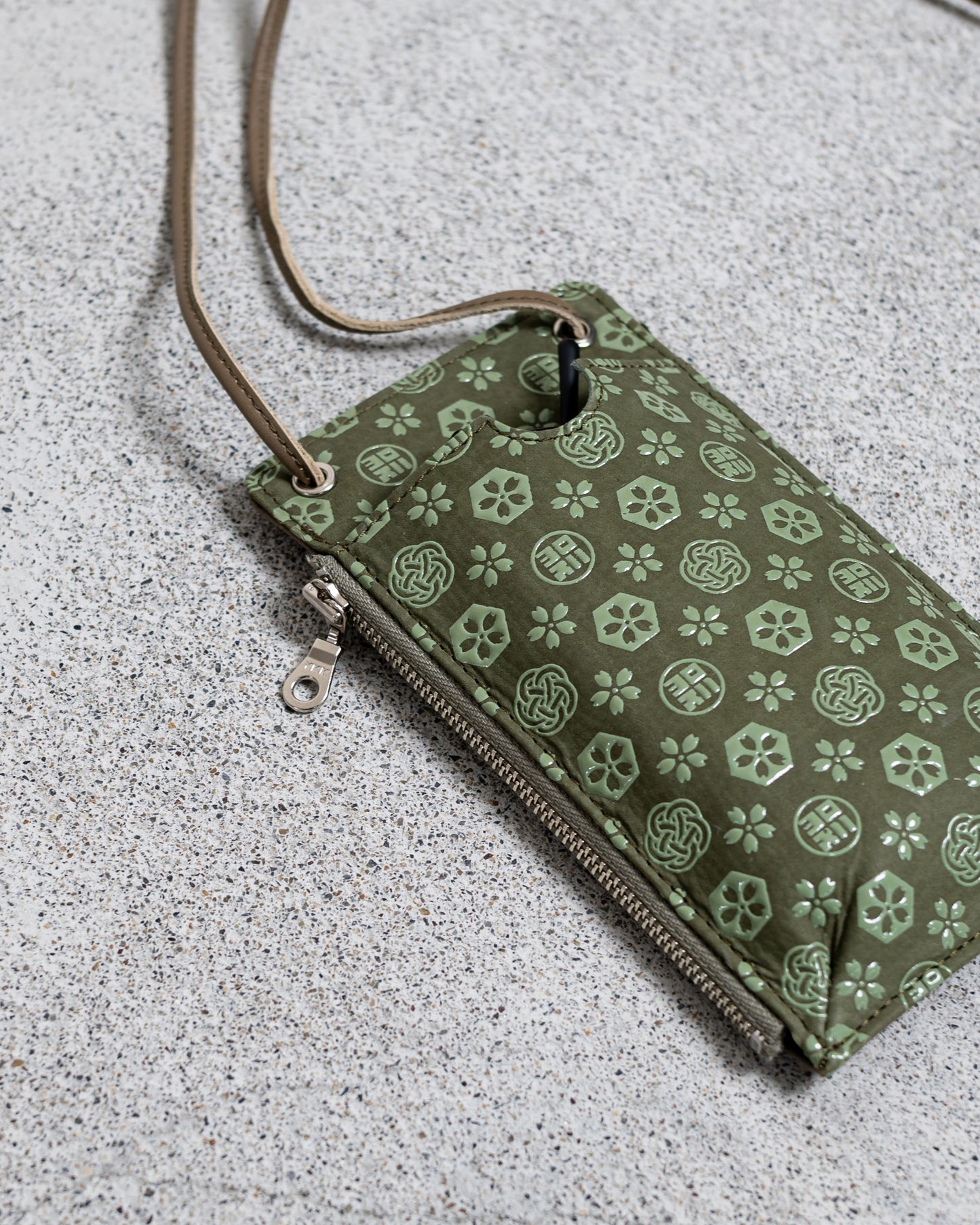 EYEWEAR & PHONE MULTI CASE "URUSHI LACQUER"