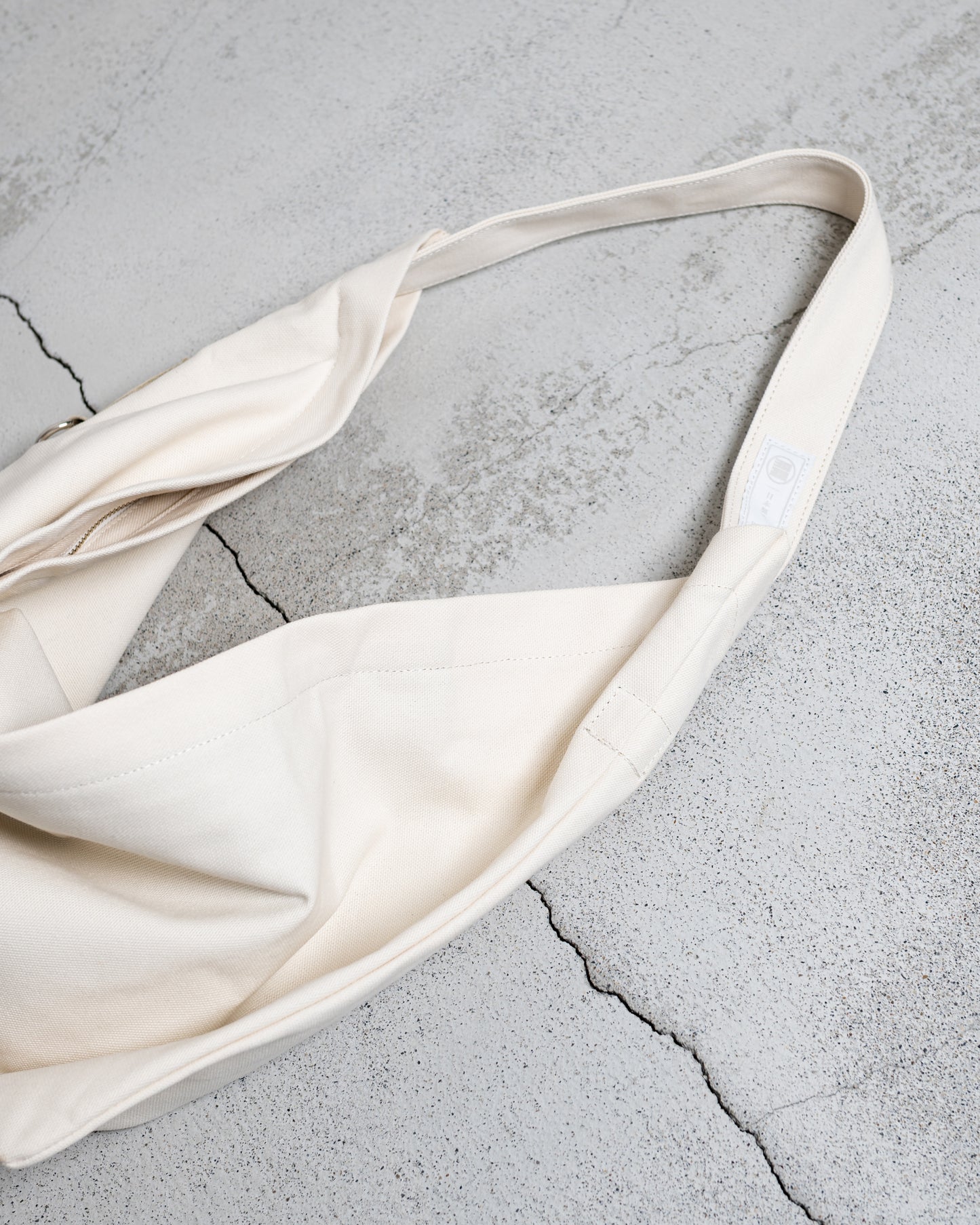 ZEN SHOULDER "JP CANVAS"