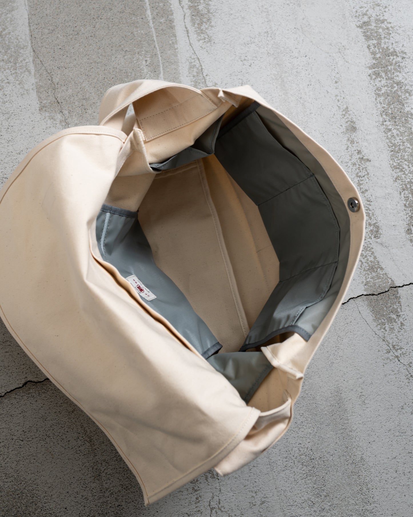 MANGA SHOULDER "JP CANVAS"