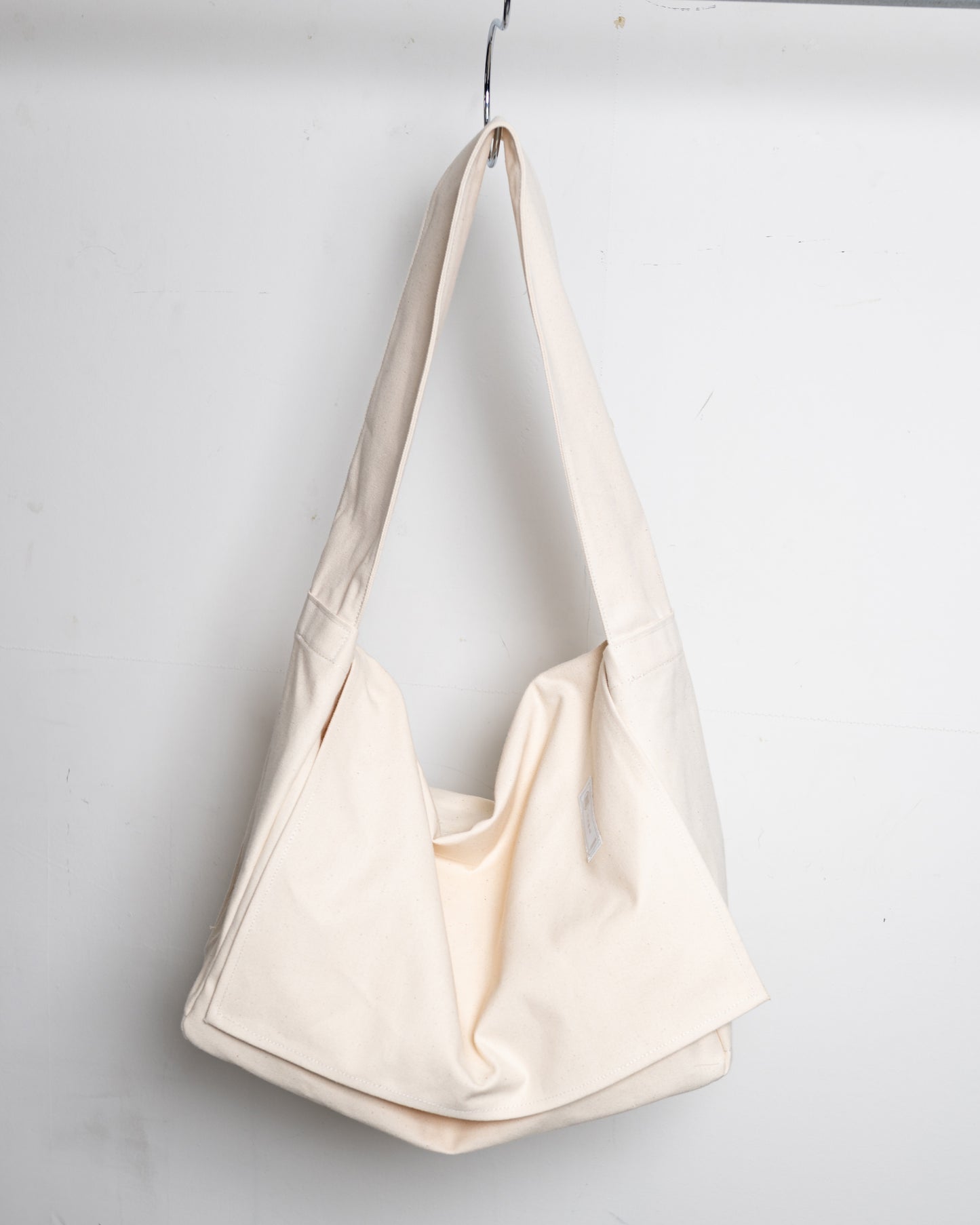 MANGA SHOULDER "JP CANVAS"