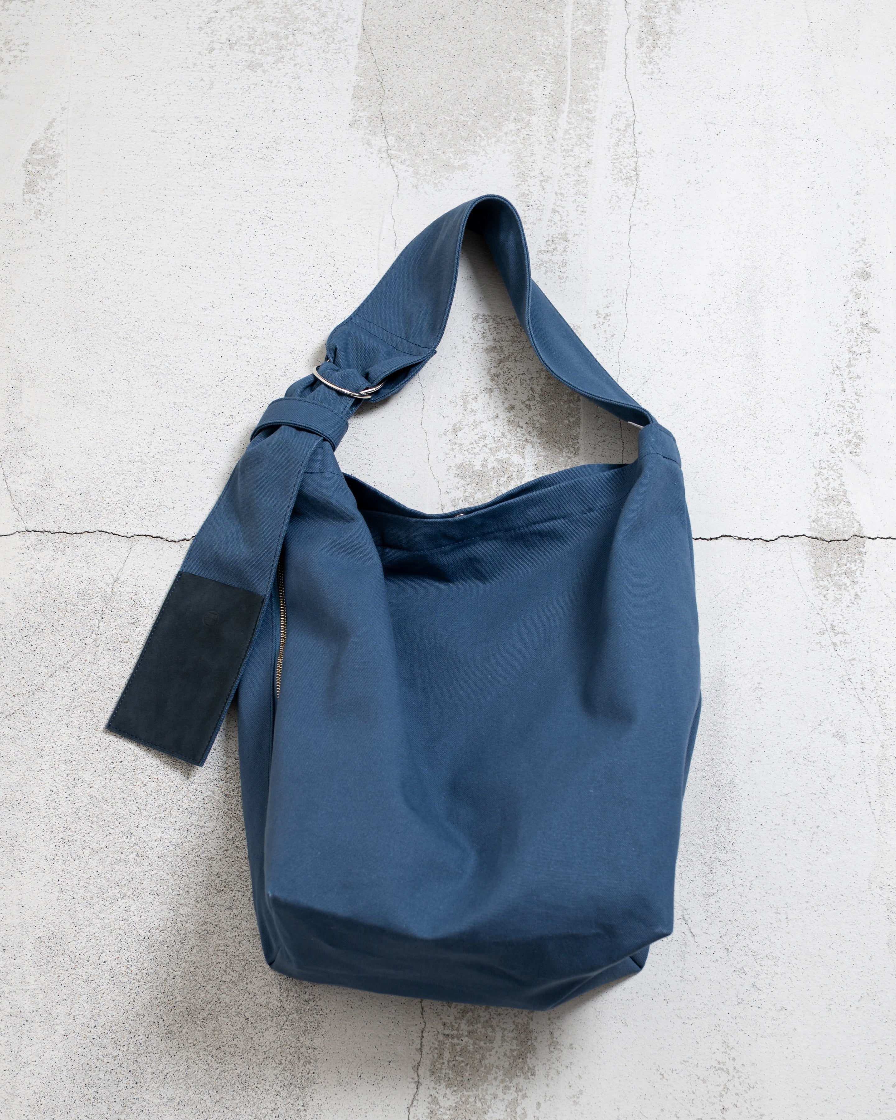 TASUKI SHOULDER 