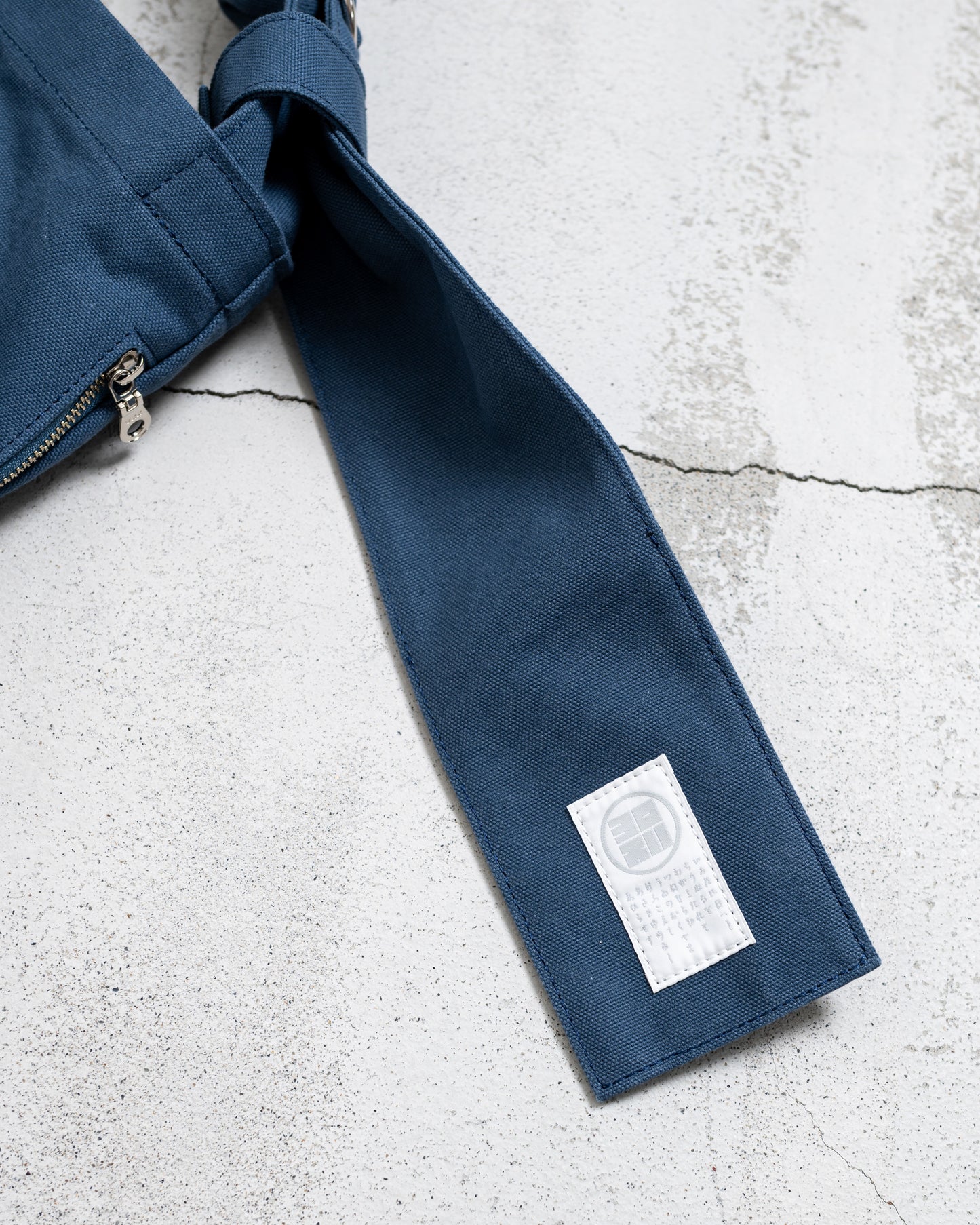 TASUKI SHOULDER "JP CANVAS IVORY AND NAVY" NO.1