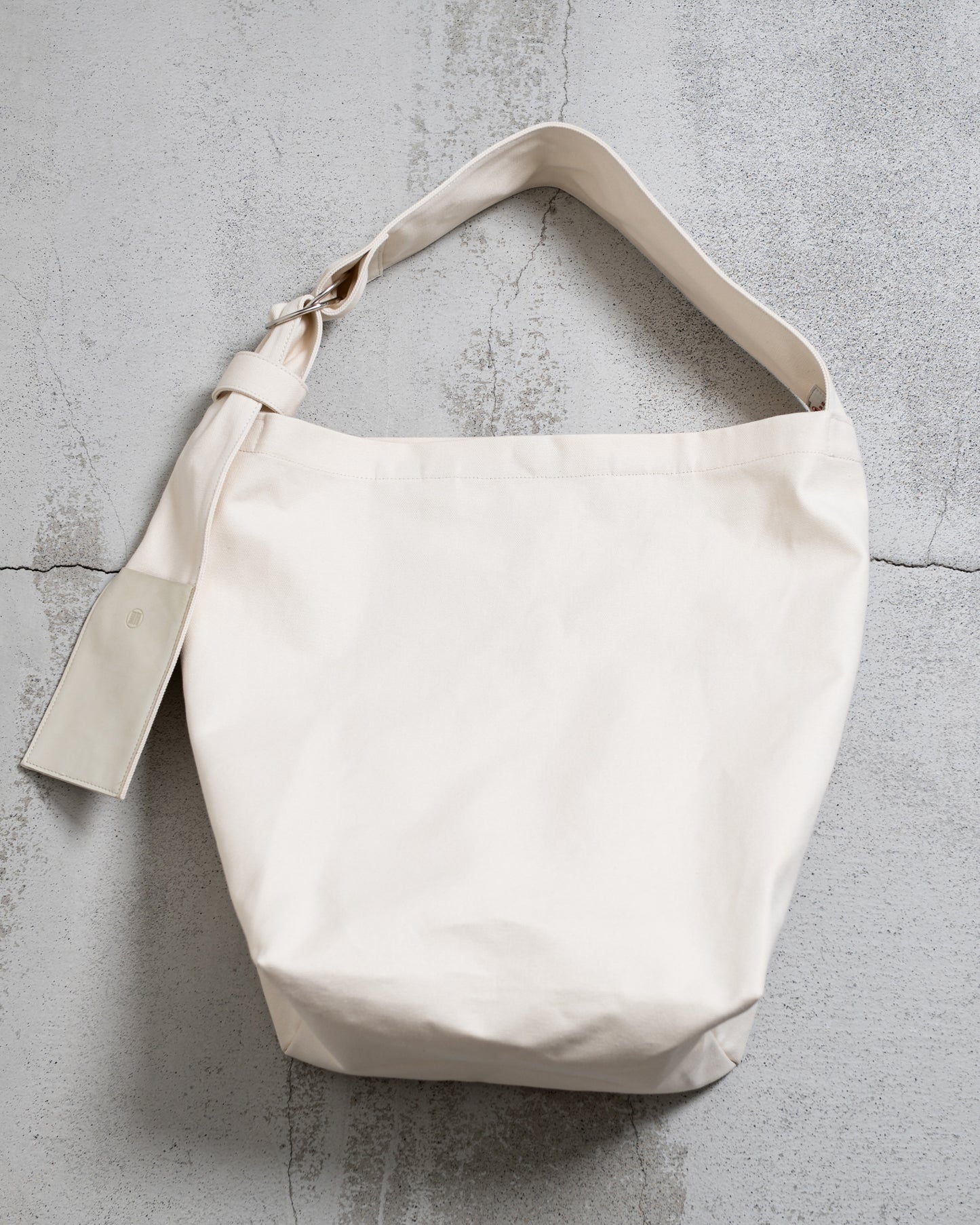 TASUKI SHOULDER "JP CANVAS IVORY AND NAVY" NO.1