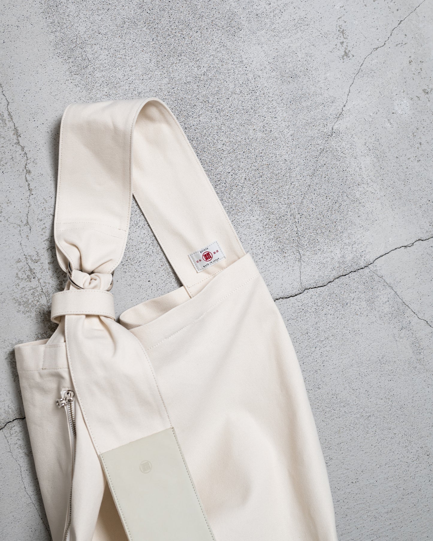 TASUKI SHOULDER "JP CANVAS IVORY AND NAVY" NO.1