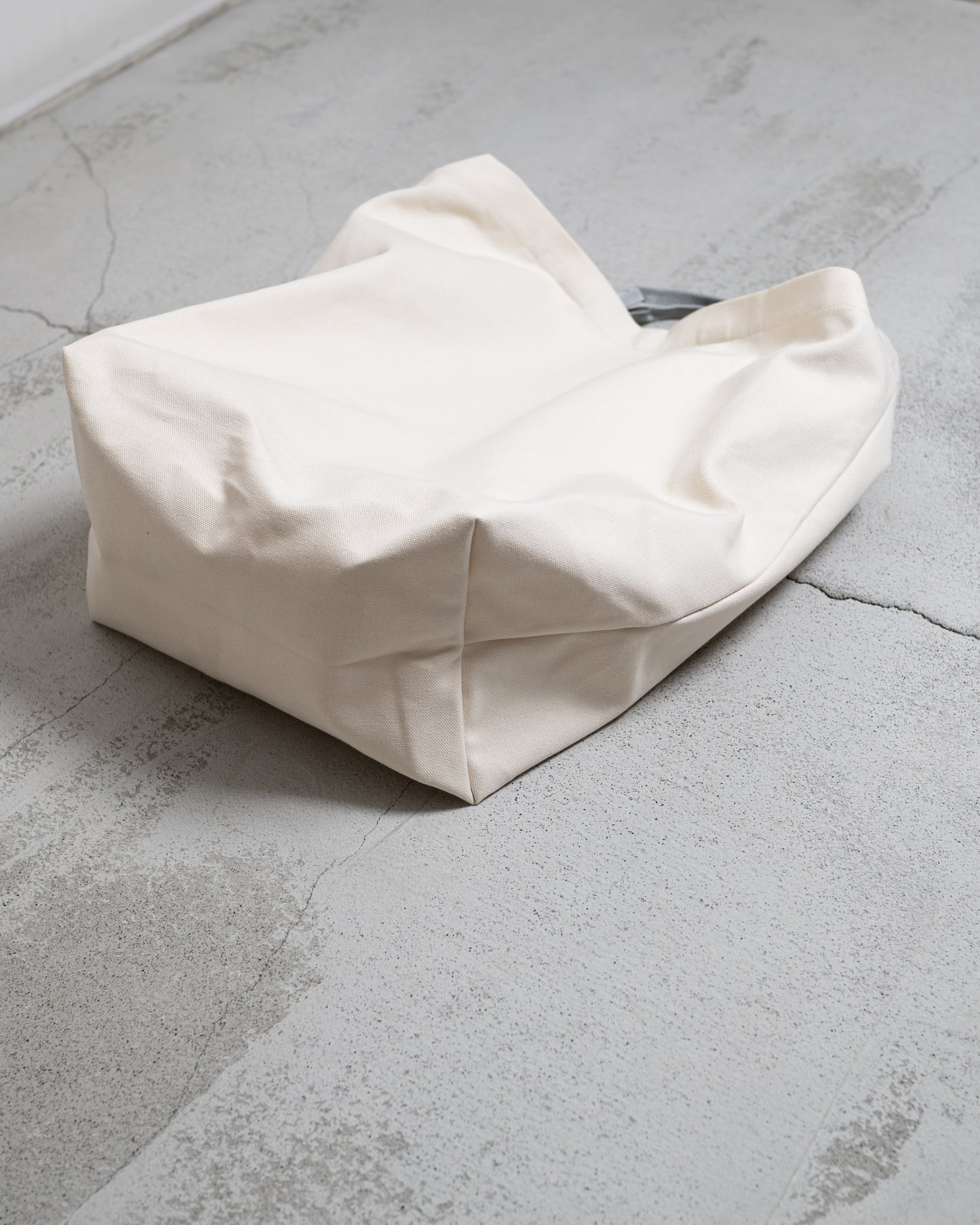 TASUKI SHOULDER "JP CANVAS IVORY AND NAVY" NO.1
