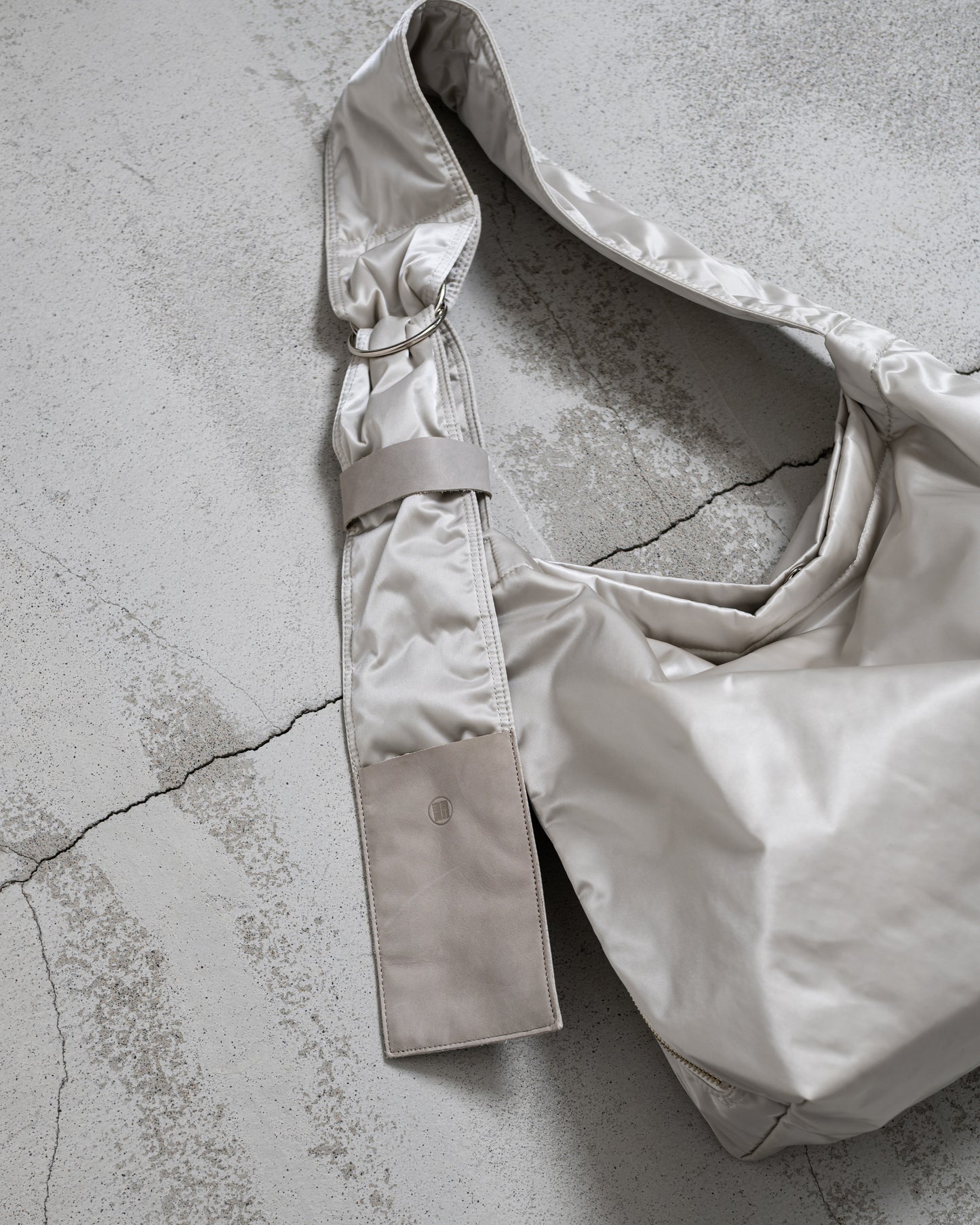 TASUKI SHOULDER "CO-TECH WHITE.GRAY and NAVY" NO.2