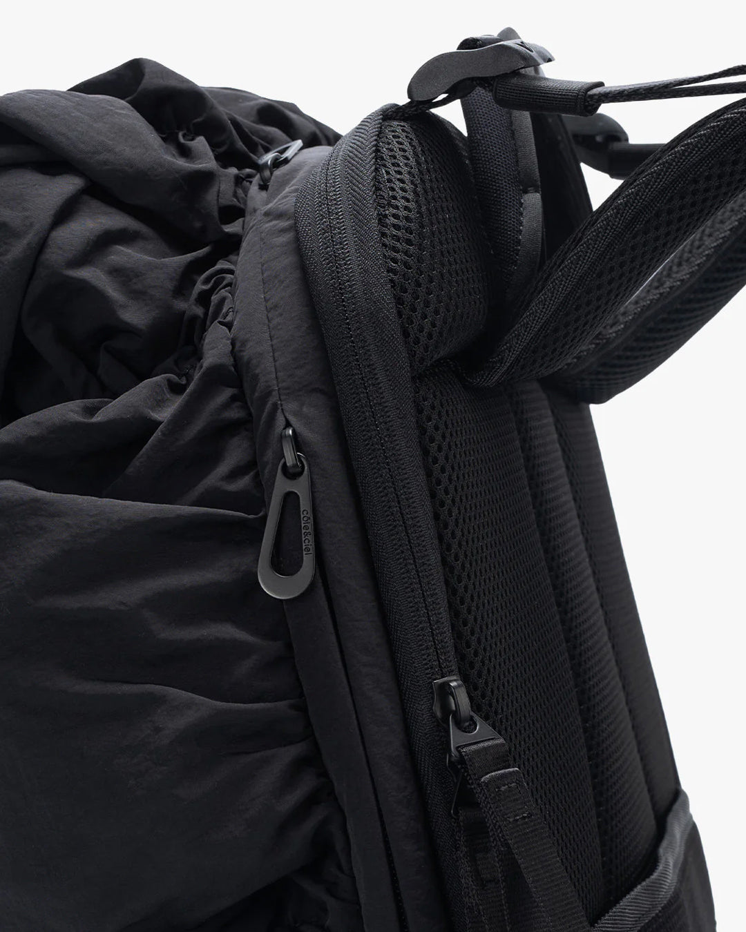 cote&ciel Drava Gathered Black