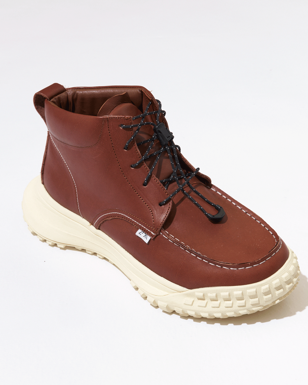 CMF OUTDOOR GARMENT APPROACH 04 SETTER