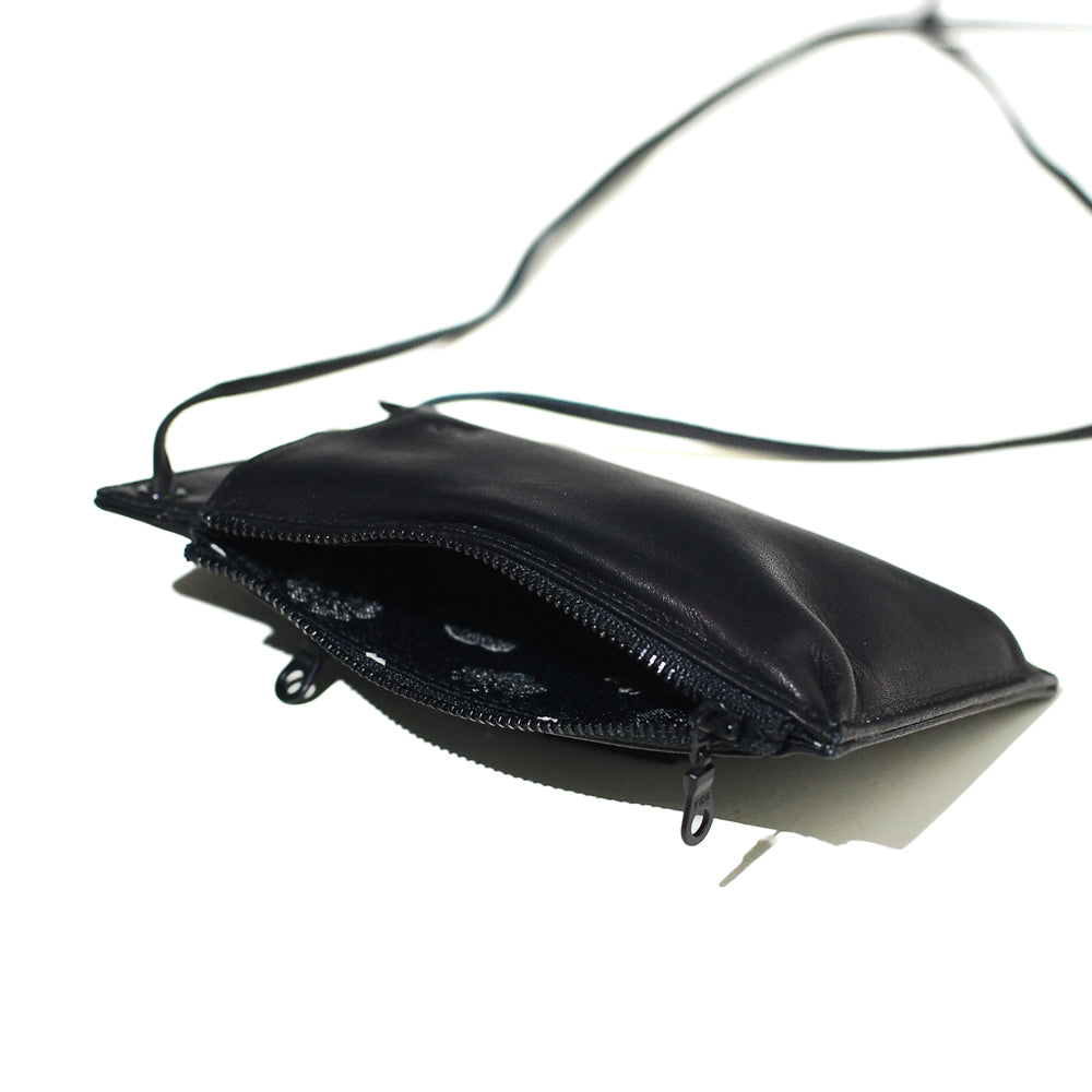 "SOLID STRUCTURED PHONE CASE" AVAILABLE IN THREE VARIATIONS