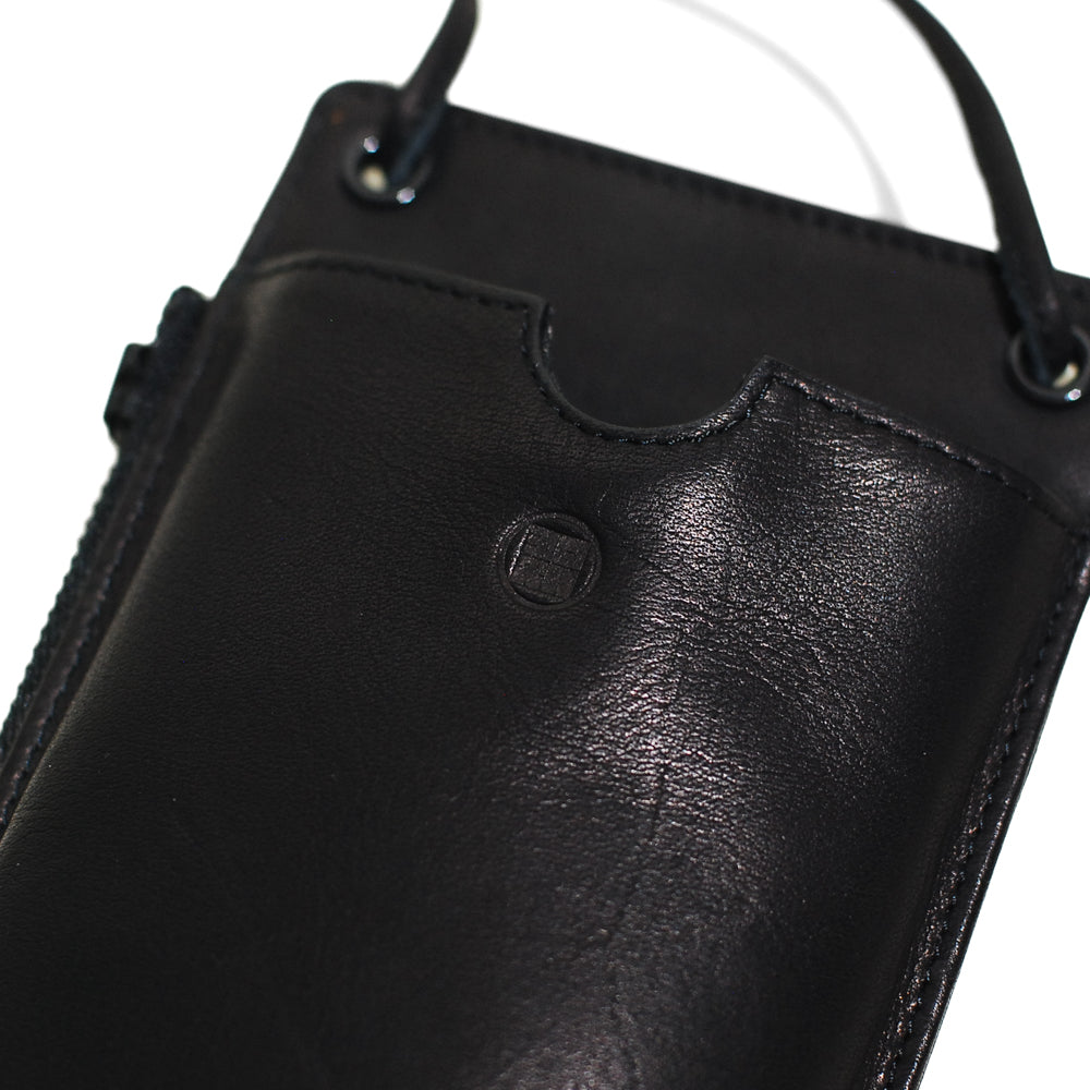 "SOLID STRUCTURED PHONE CASE" AVAILABLE IN THREE VARIATIONS