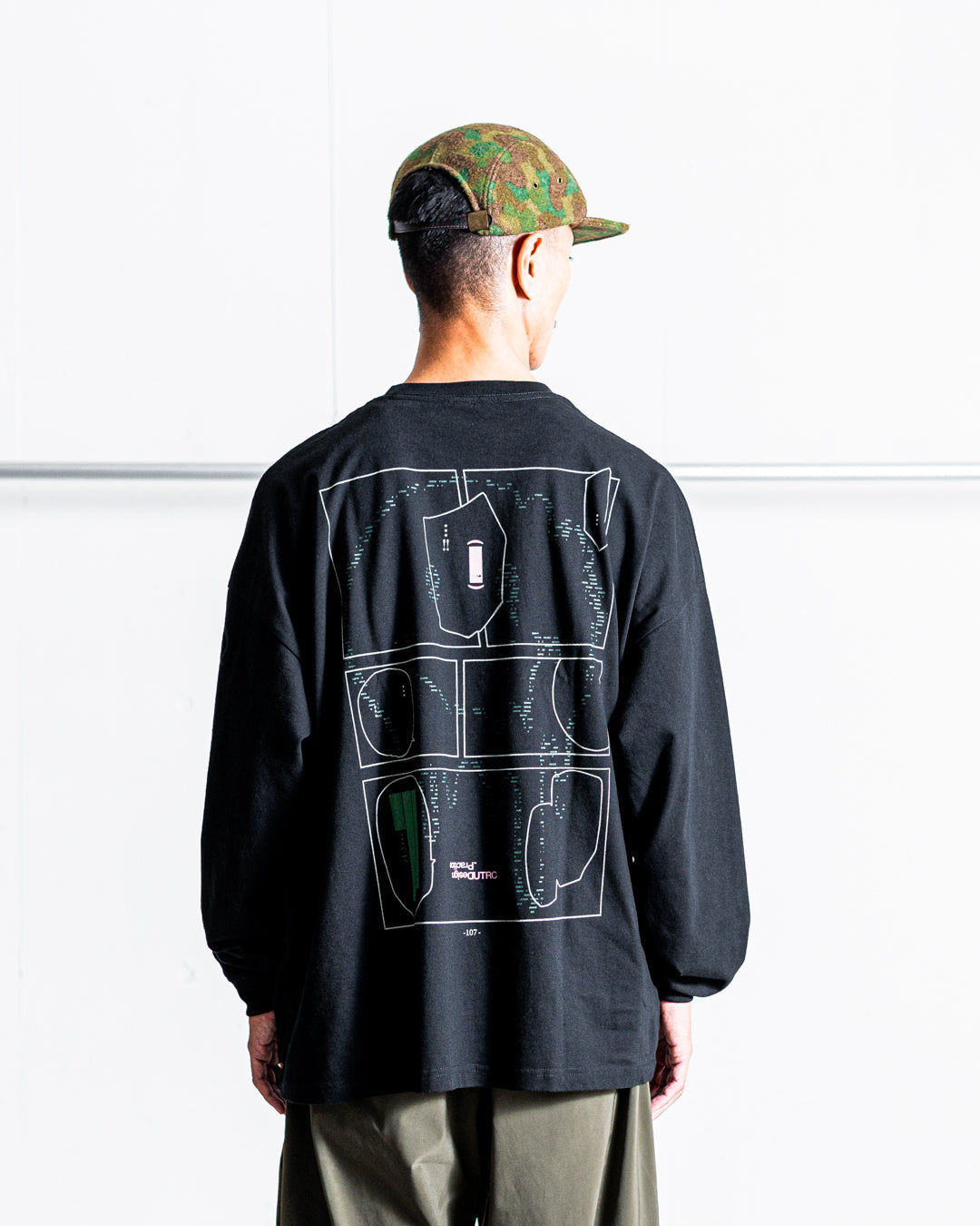 [RESTOCK]UNTRACE L/S Tee _211