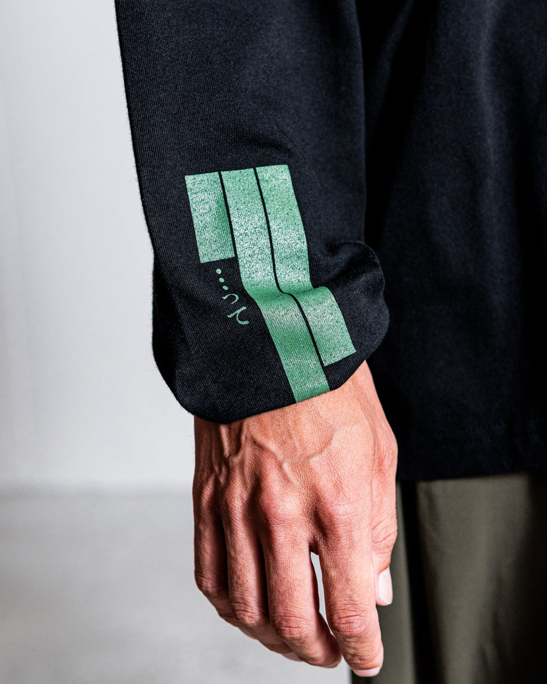 [RESTOCK]UNTRACE L/S Tee _211