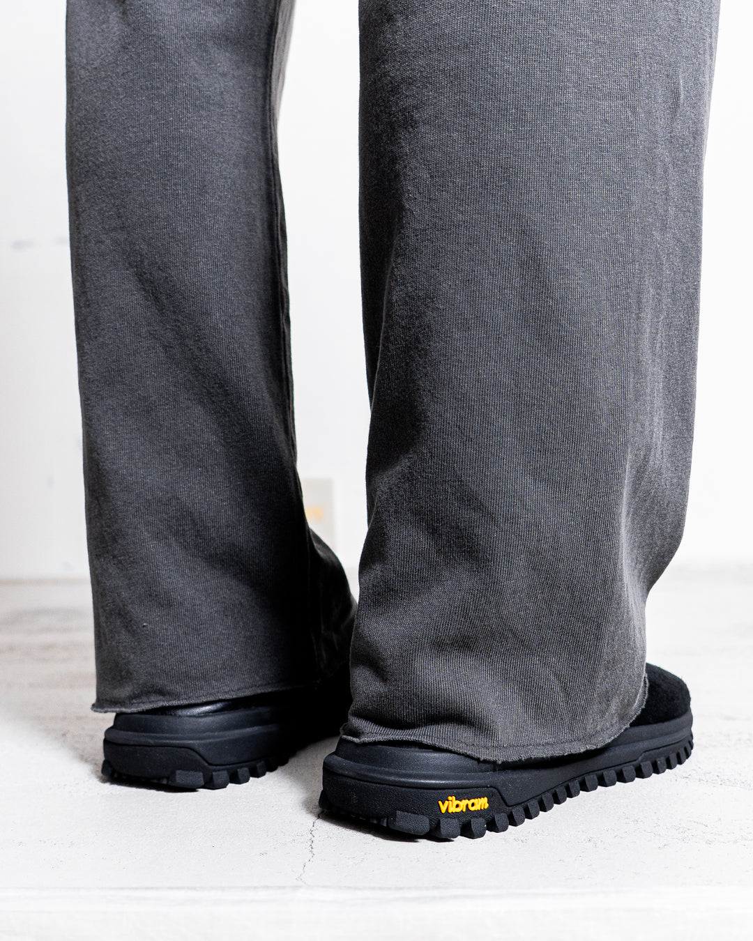 GEM SPORTSWEAR  SWEAT PANTS