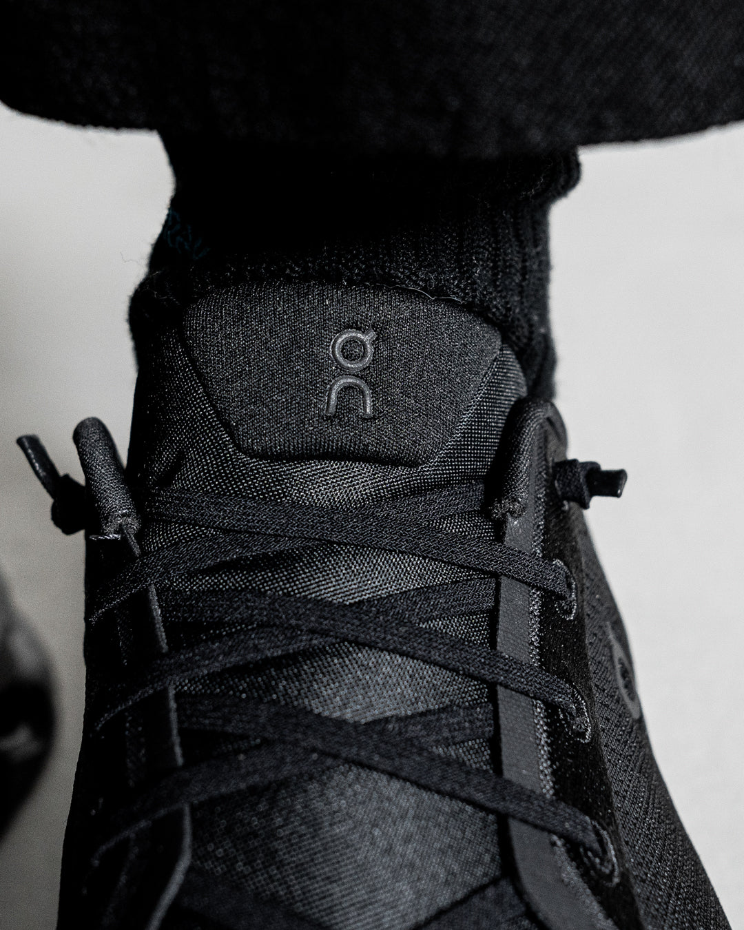 On Cloudtilt Eclipse | Black