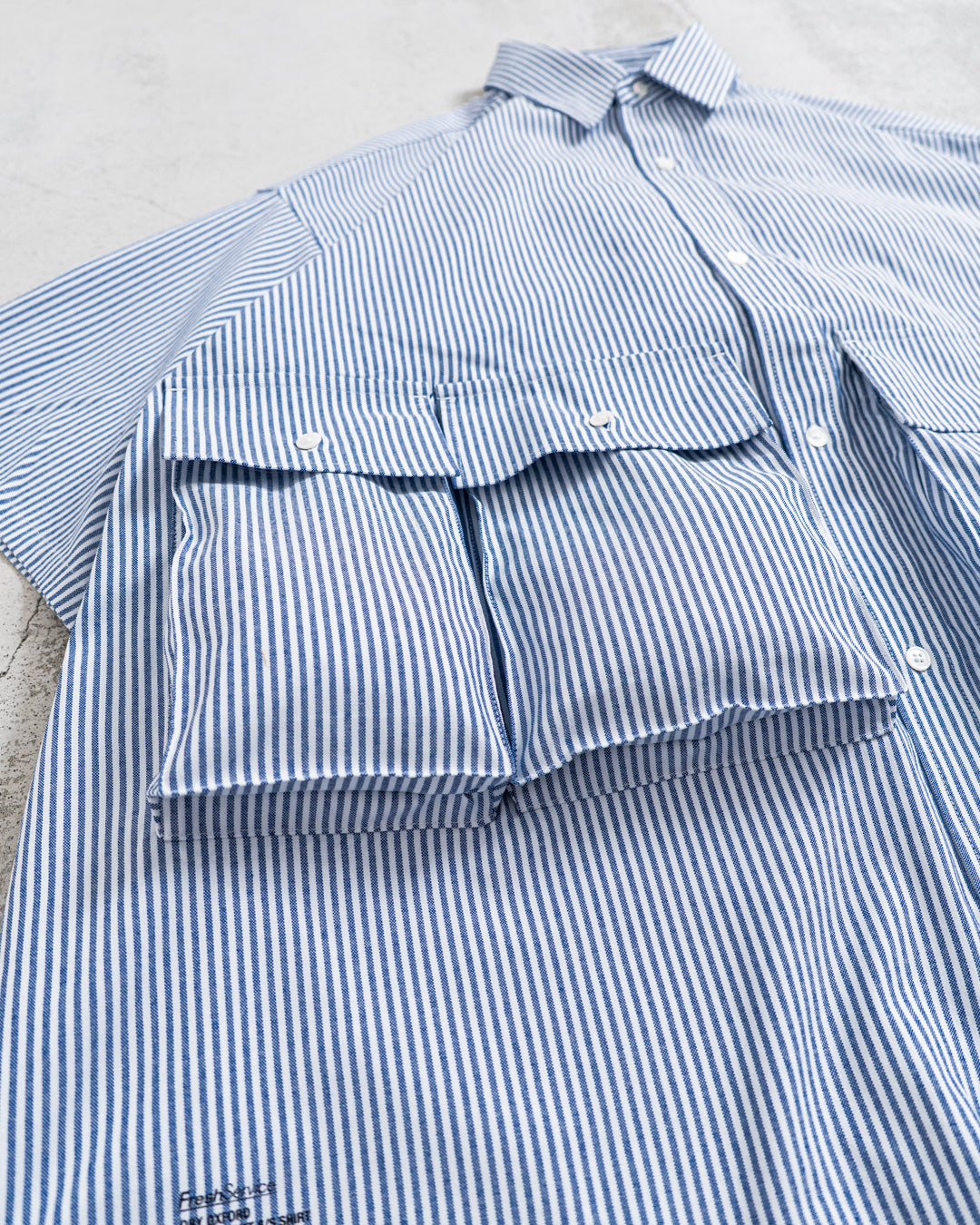 FreshService (フレッシュサービス) DRY OXFORD FLAP POCKET S/S SHIRT