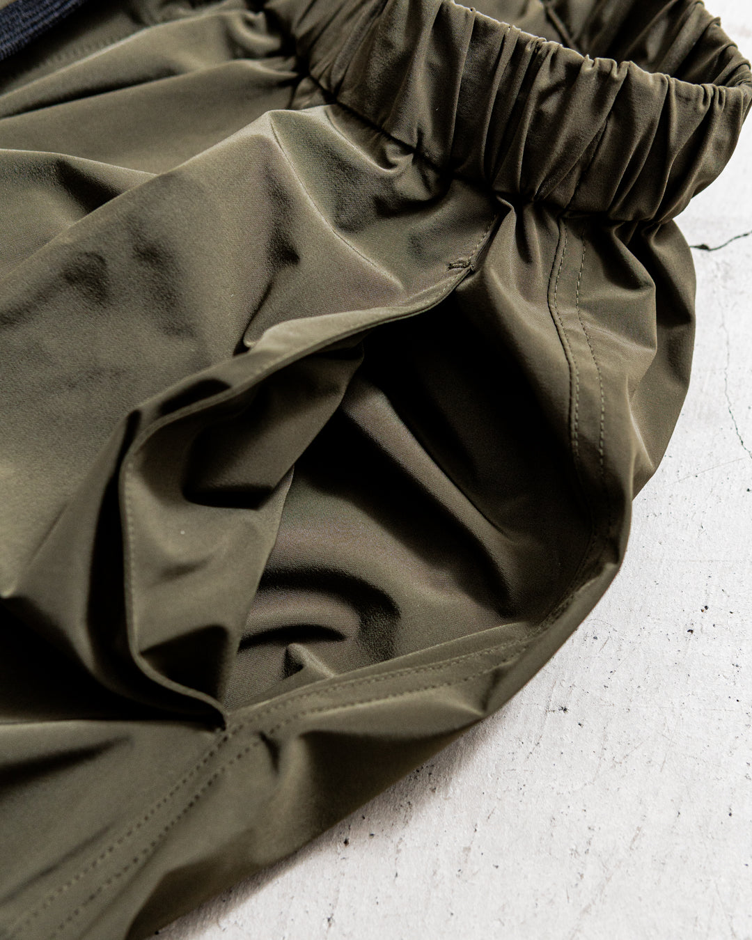 UNTRACE Back tuck flight pants _163