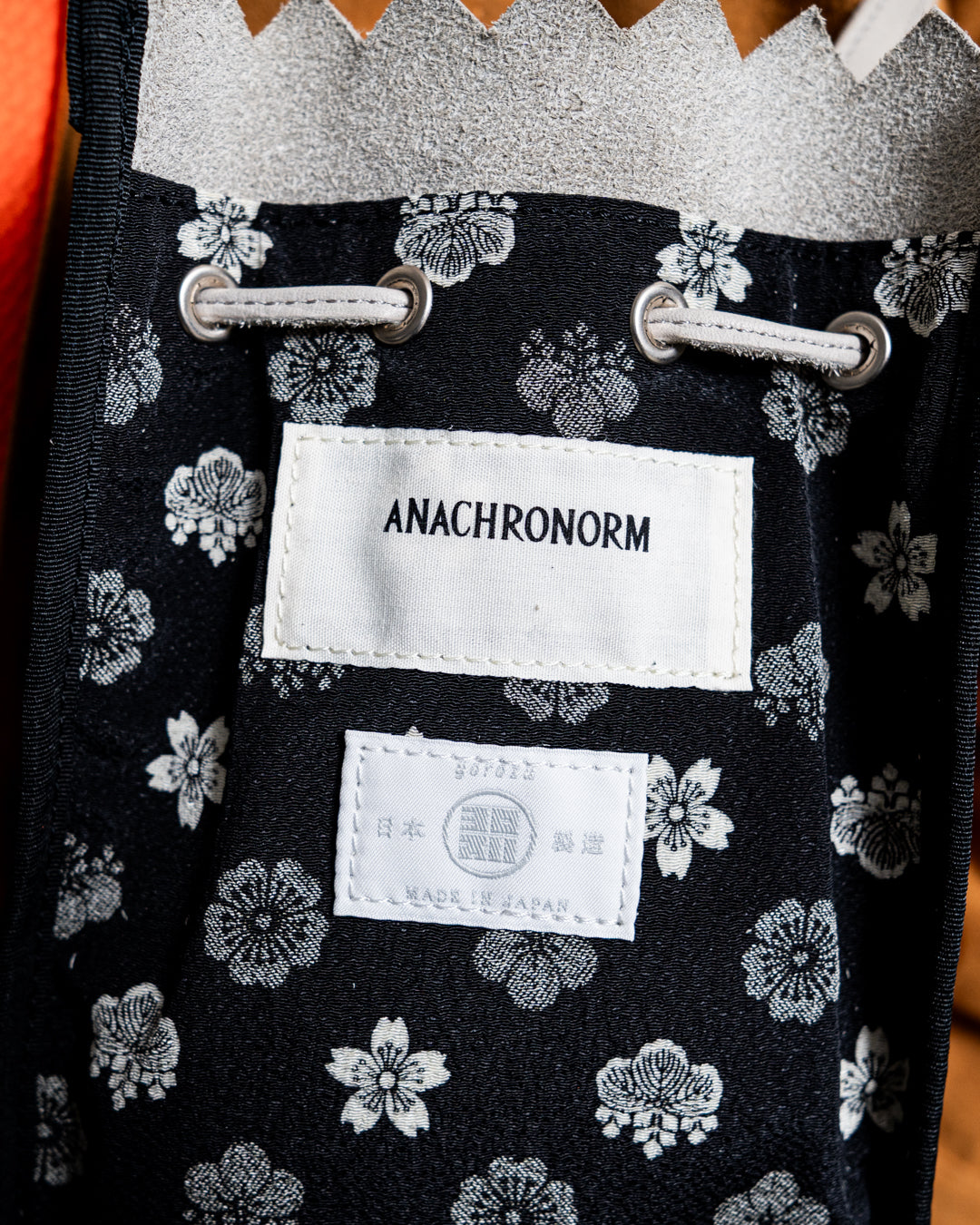 【2.20.fri release】 yorozu × ANACHRONORM / "W.M.B"