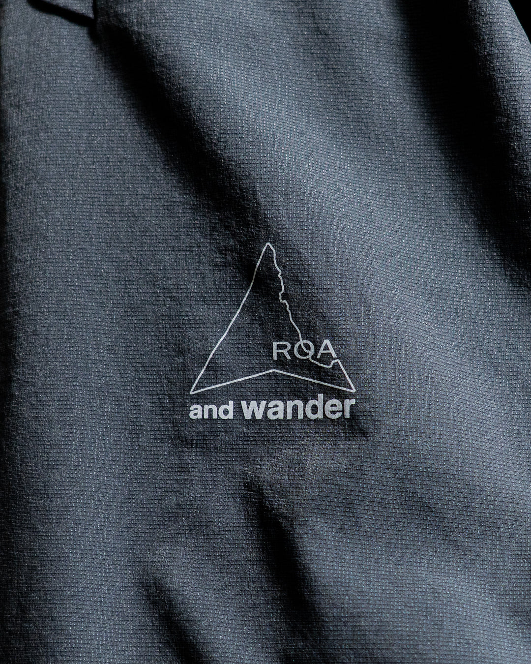【collabolation】ROA × and wander breathable shirt