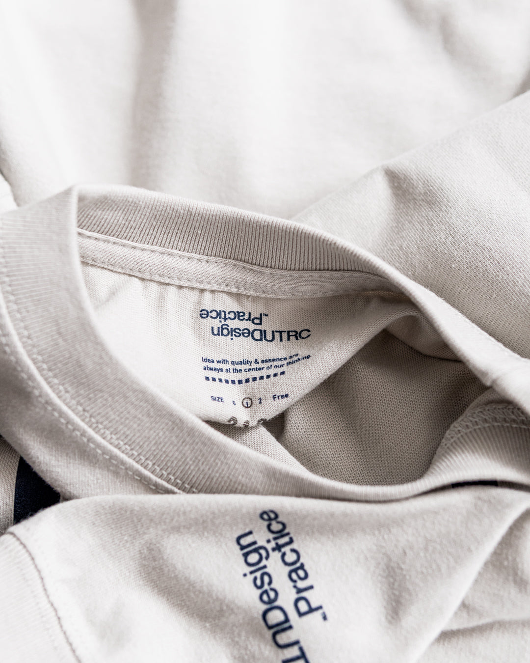 UNTRACE L/S Tee _212