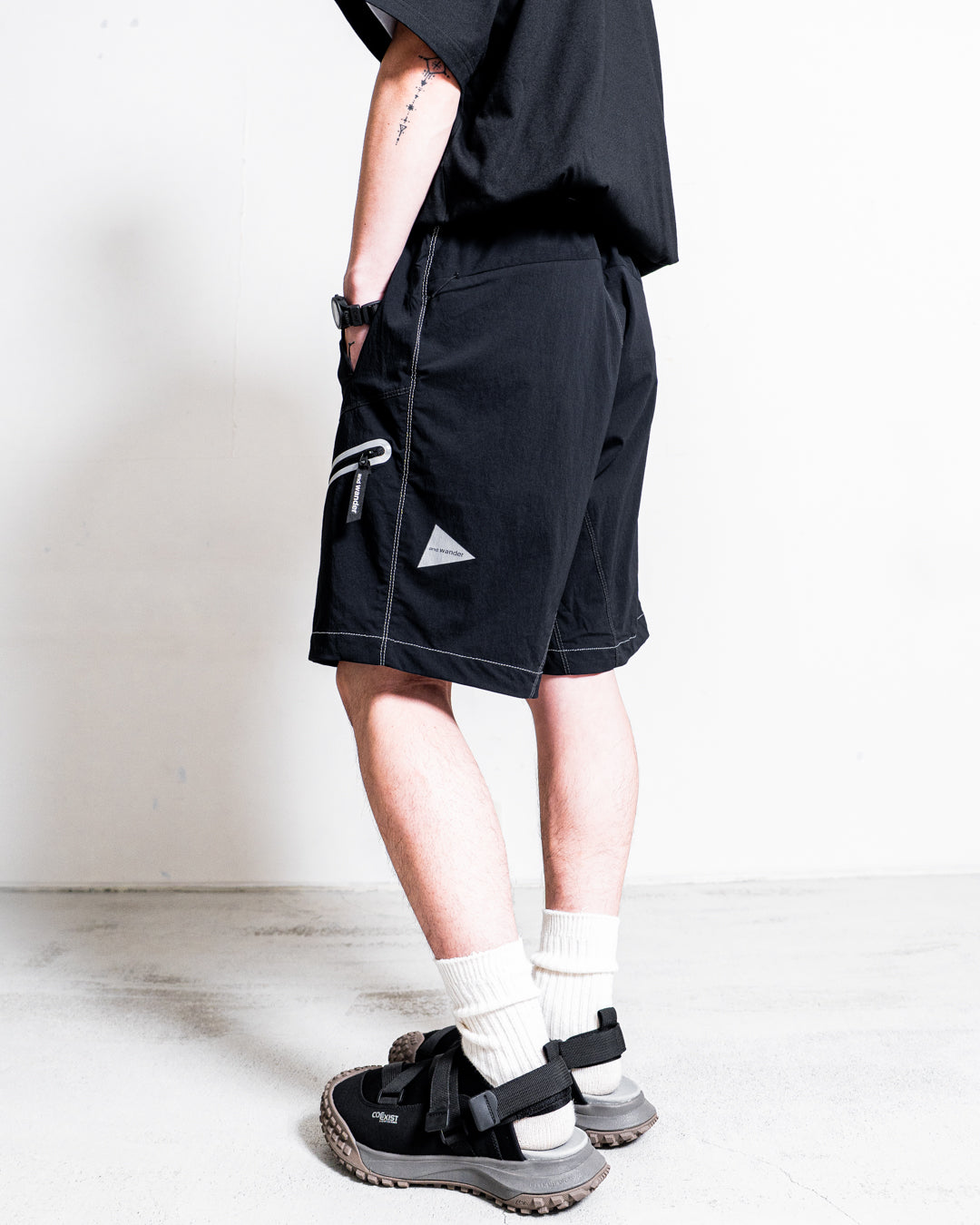 通販] and wander (アンドワンダー) light hike short pants – zentex