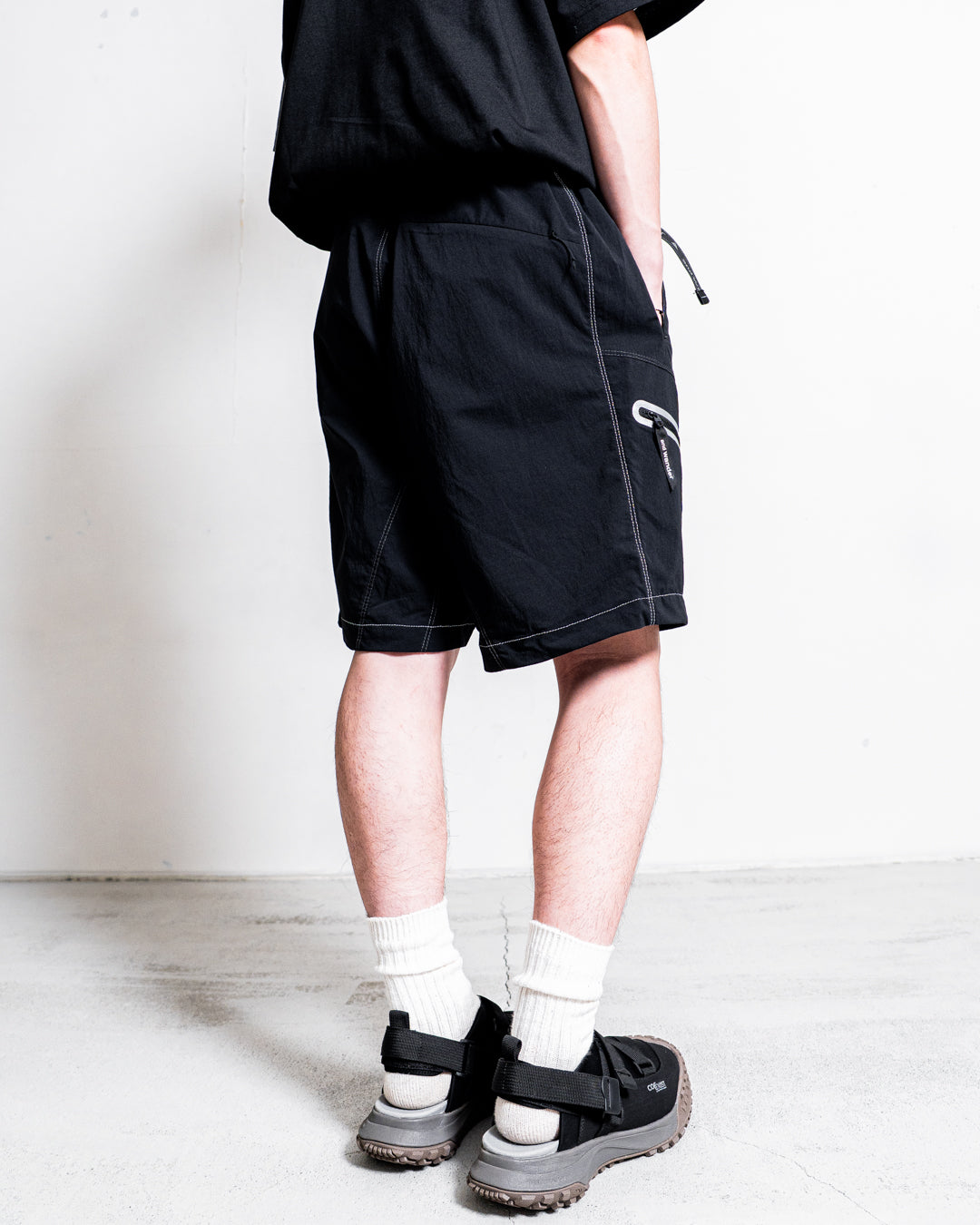 and wander light hike short pants