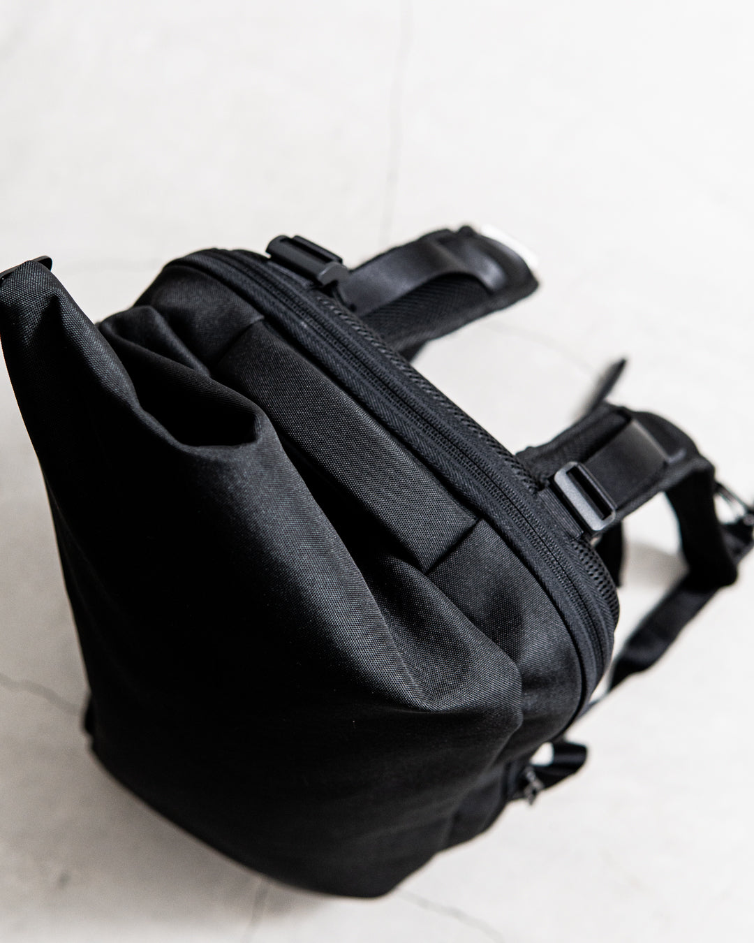 【Limited Edition】cote&ciel ISAR AIR EcoYarn Black