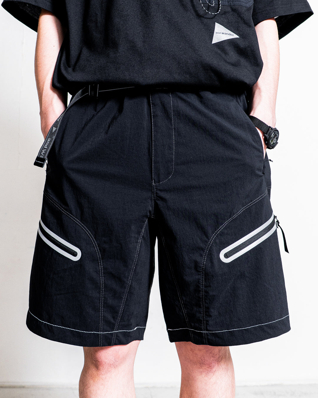 and wander light hike short pants