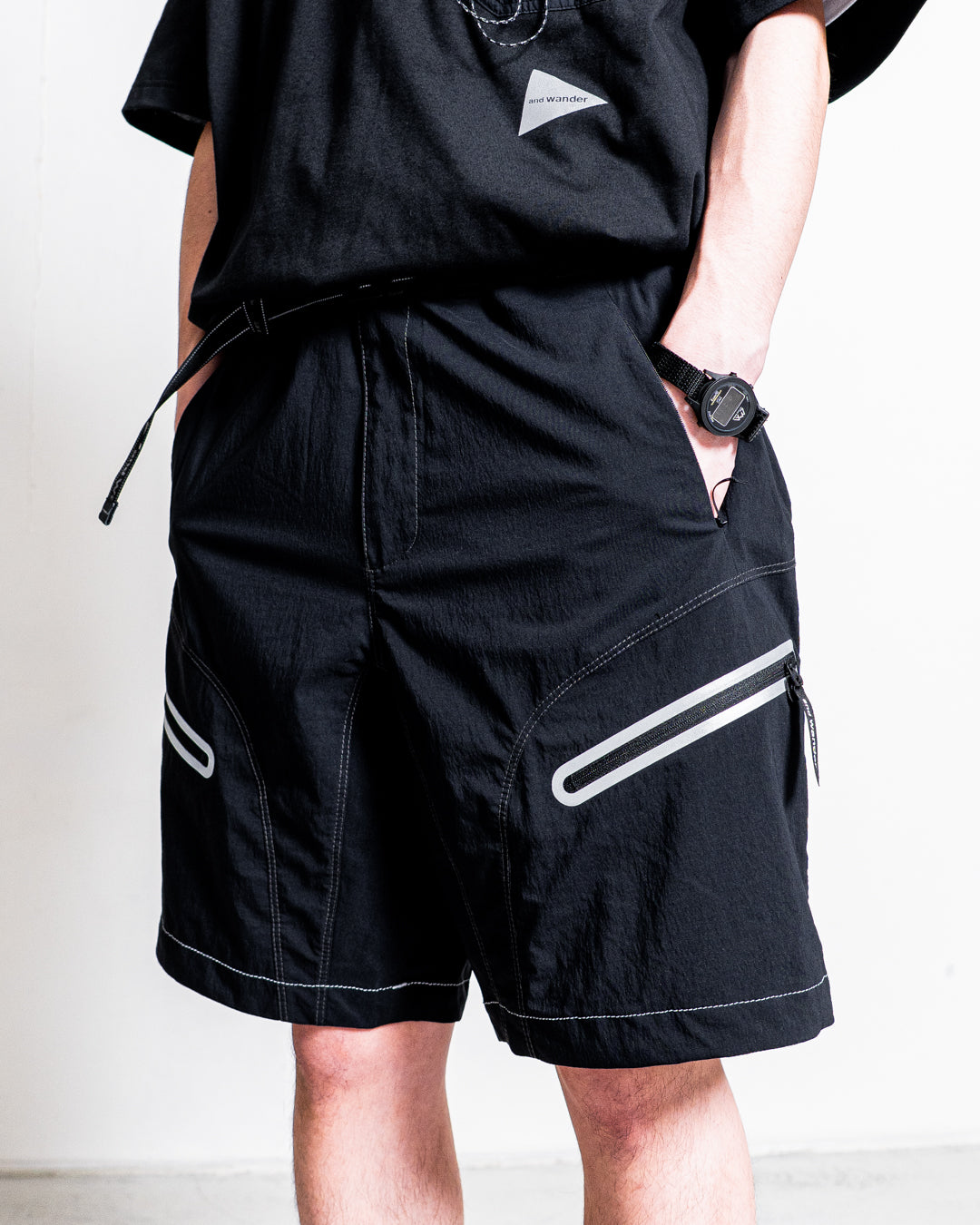 and wander light hike short pants