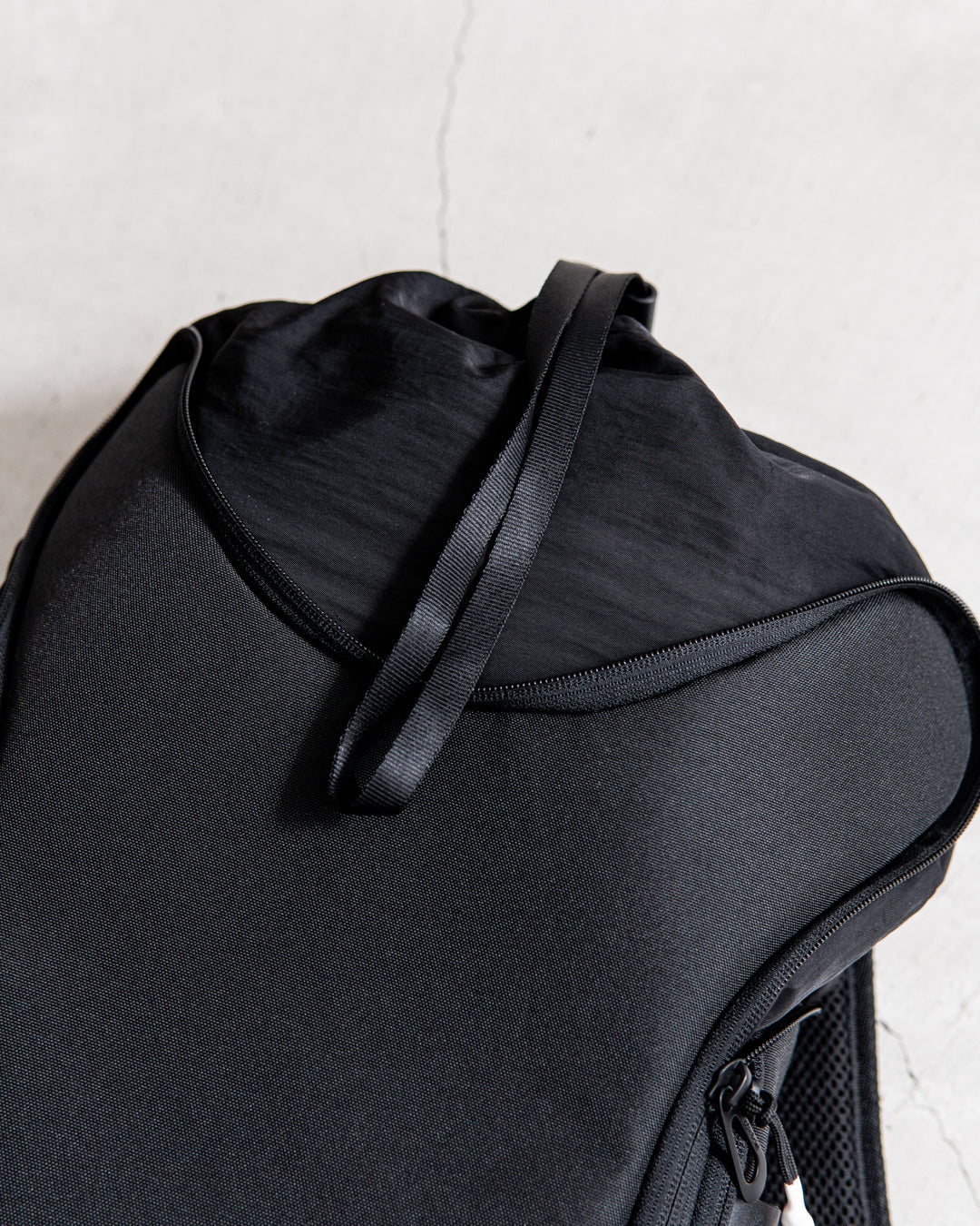 cote&ciel AVON ECOYARN BLACK