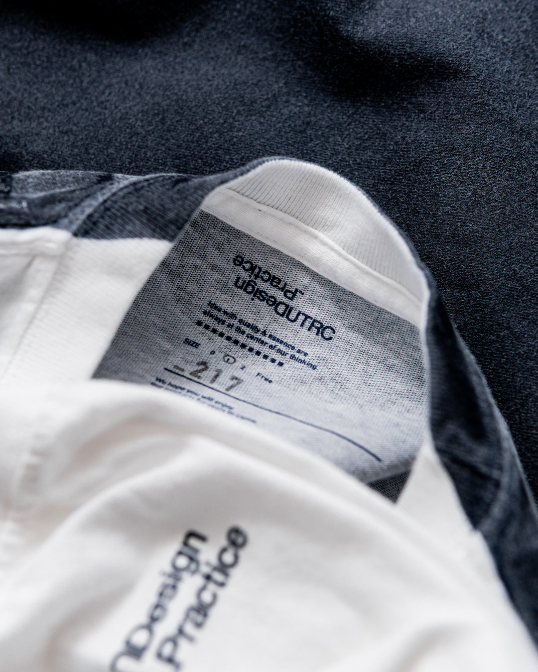 UNTRACE L/S Tee _217