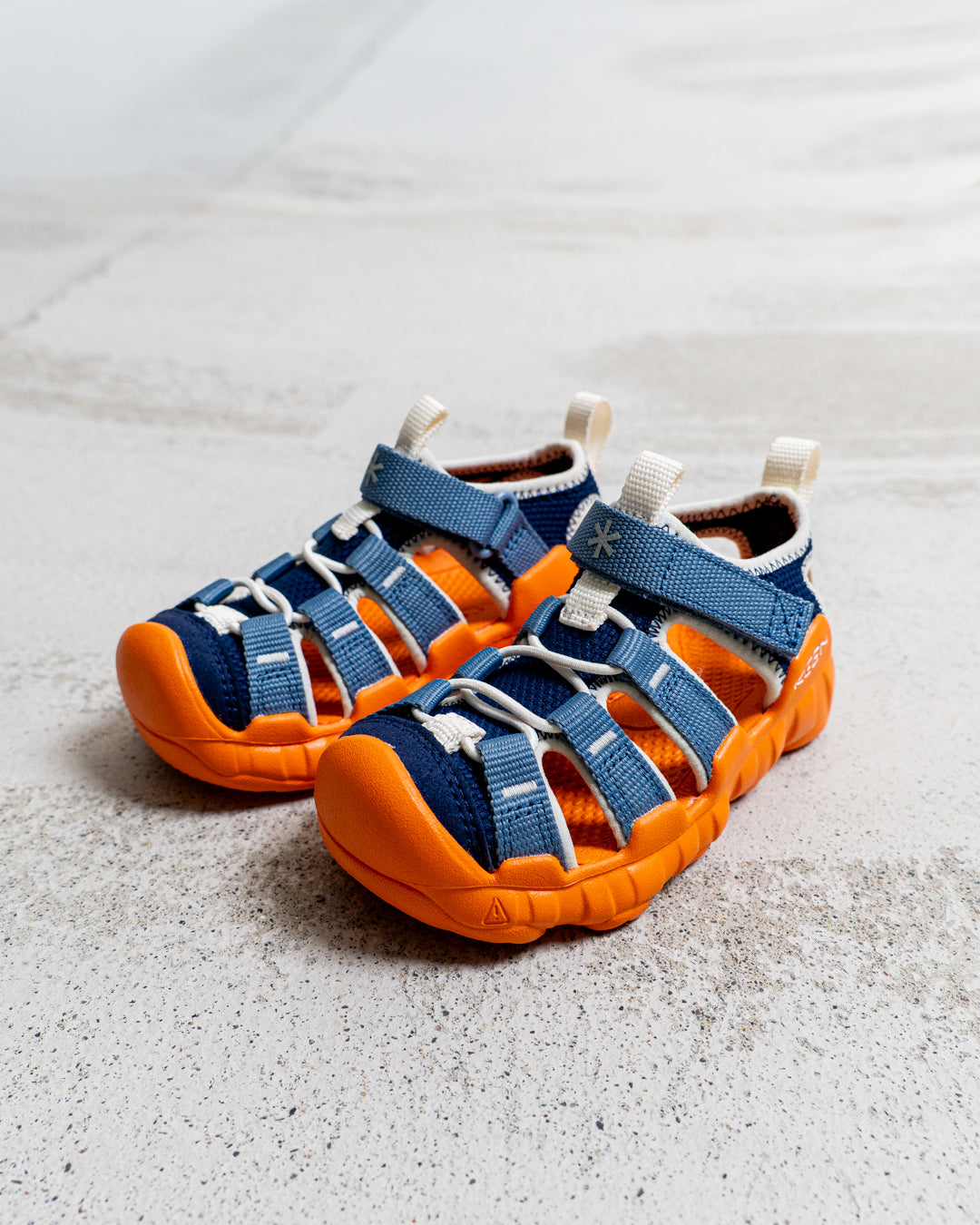 SANDALS – zentex