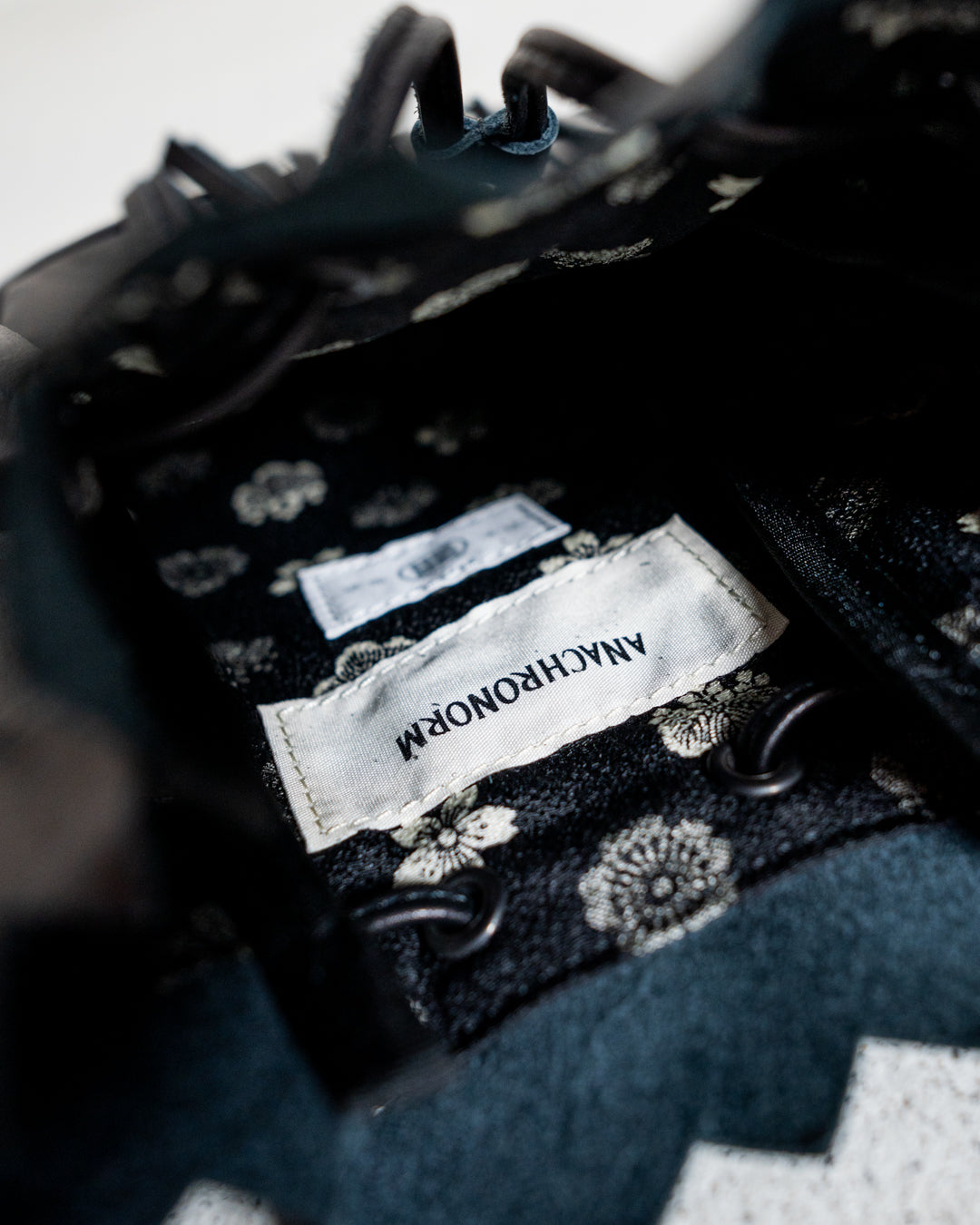 【2.20.fri release】 yorozu × ANACHRONORM / "W.M.B"