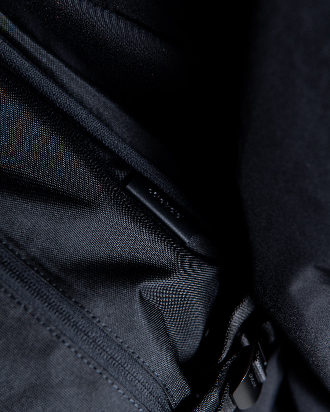 【JAPAN LIMITED】cote&ciel Isarau ECO YARAN Black