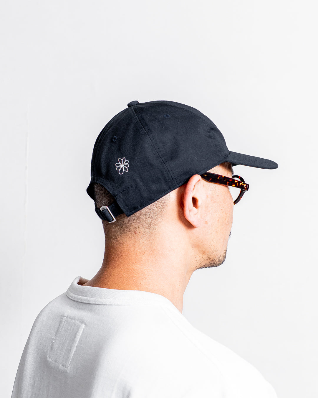 NICK GEAR Hand Stitch Flower Cap