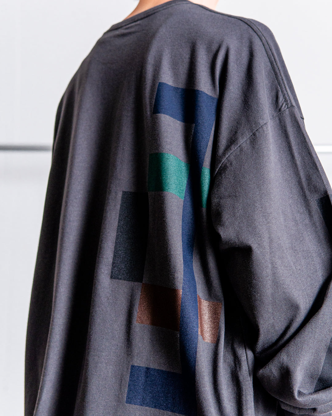 [RESTOCK]UNTRACE L/S Tee _214