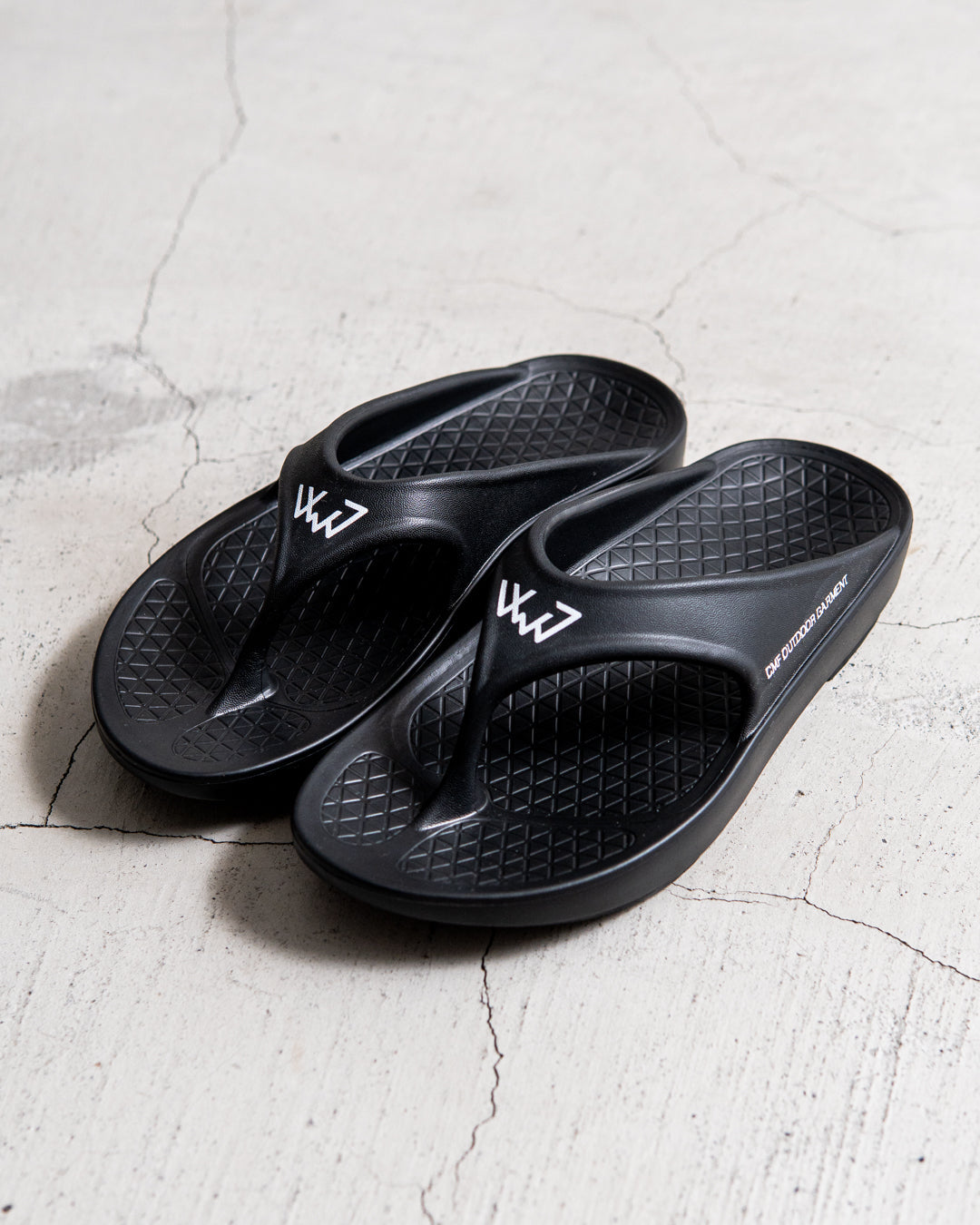 CMF OUTDOOR GARMENT RECOVERY SANDAL