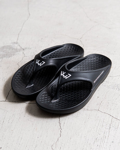 CMF OUTDOOR GARMENT RECOVERY SANDAL